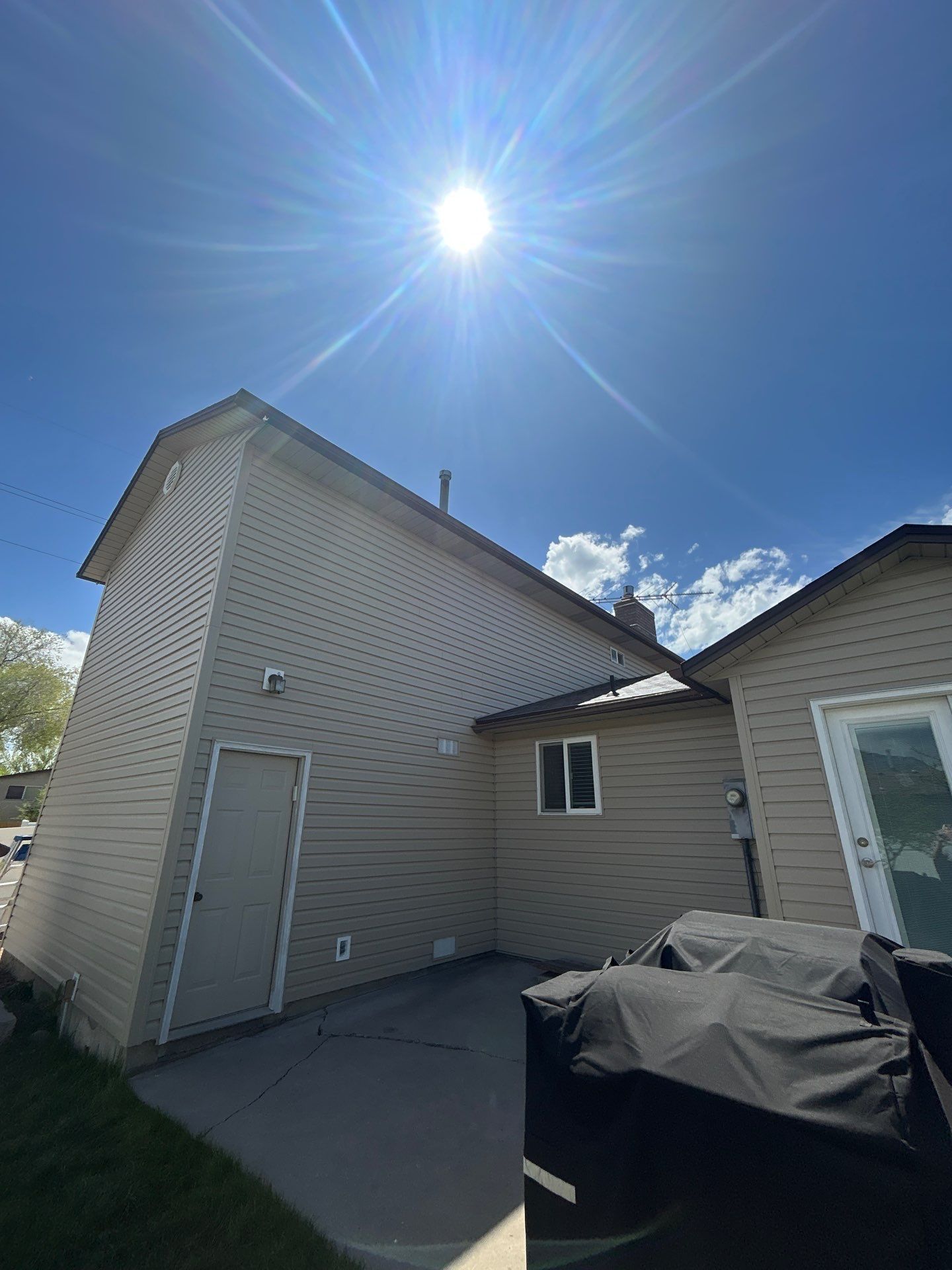 Orem | Complete Aluminum-to-Vinyl Facelift | Solid Wicker by Ideal Siding Utah