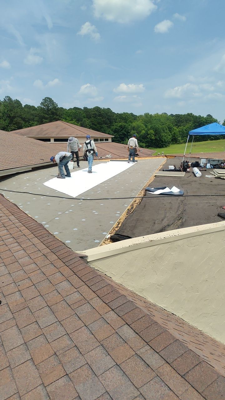 First Assembly of God, De Queen, Arkansas by Hostetler Roofing