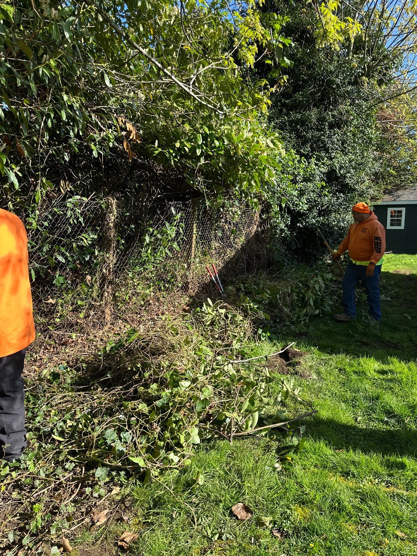 Backyard Renovation | Lynnwood  by Jireh Asphalt & Concrete Inc 