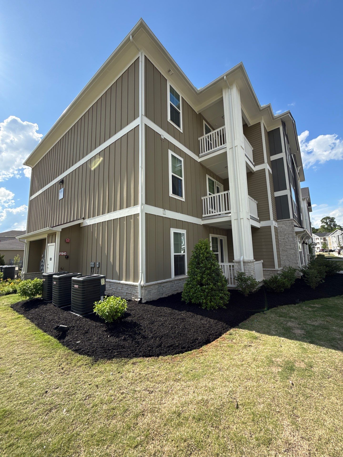 Commercial Property Maintenance by Elite Proscapes LLC