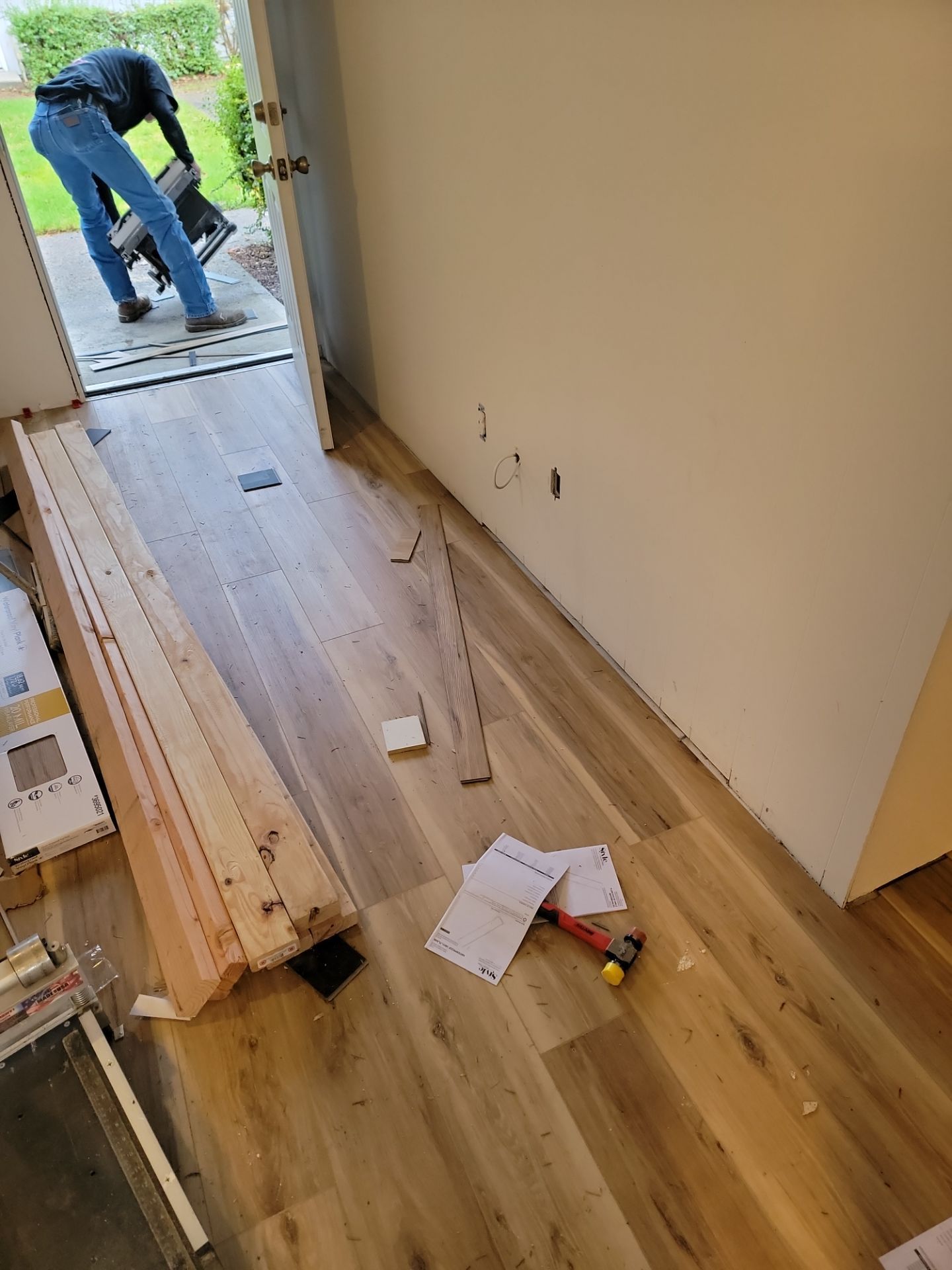 Lakewood remodel by Long Range Customs LLC