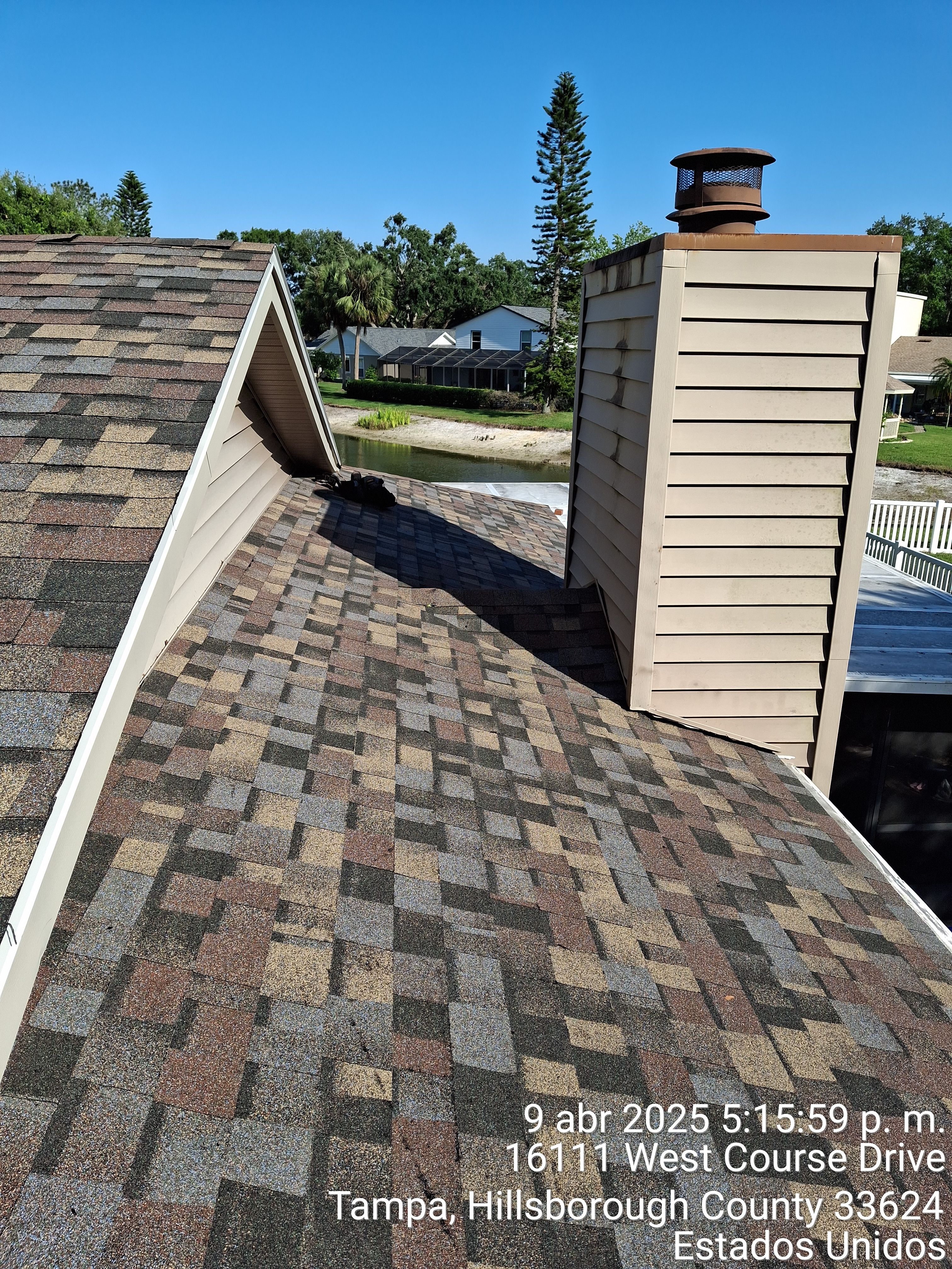Owens Corning Designer Series (Summer Harvest) by RoofGuru AI LLC
