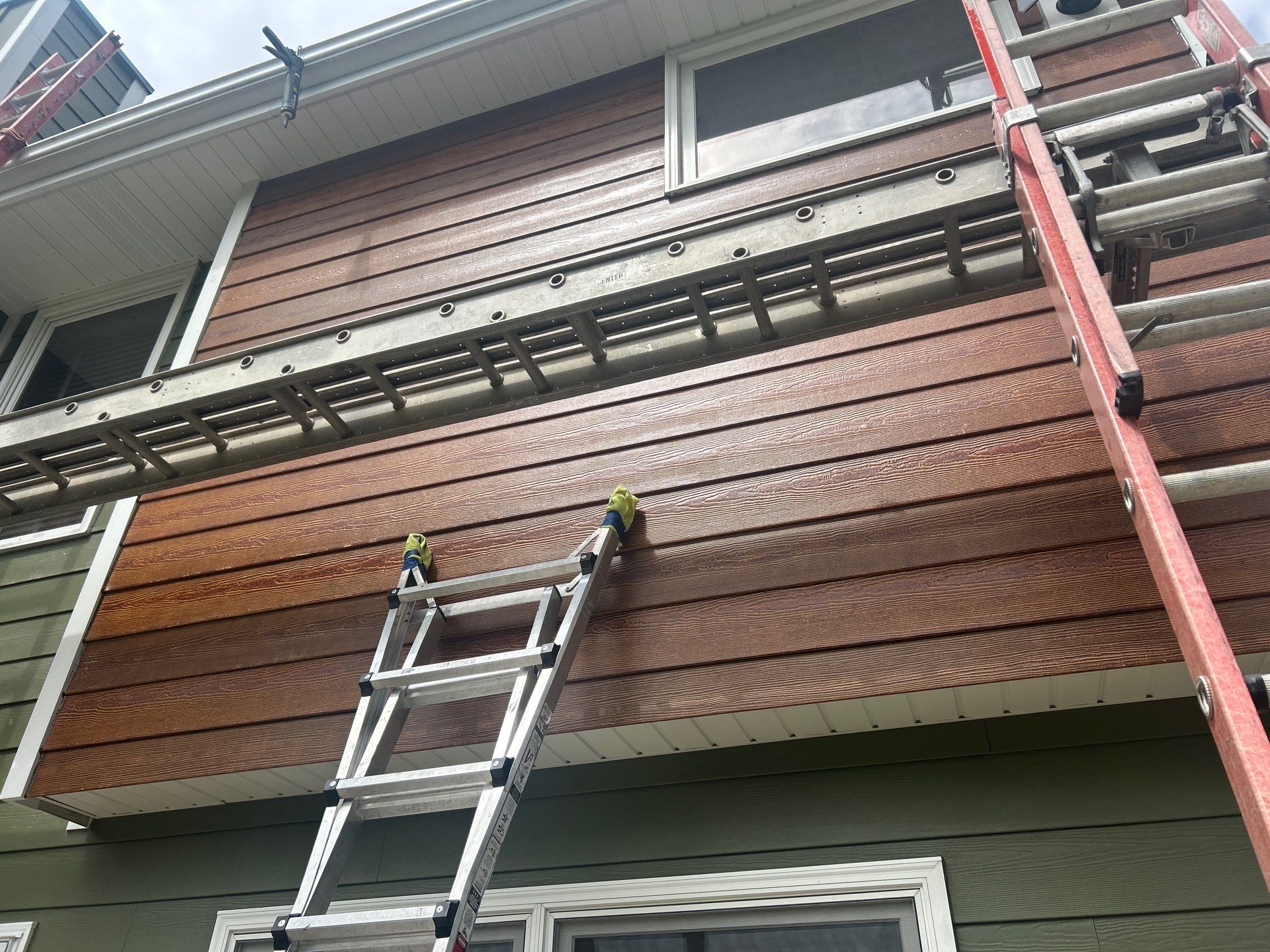 James Hardie Siding Replacement and Gutter Installation in Fort Calhoun by Carps Complete Exteriors 