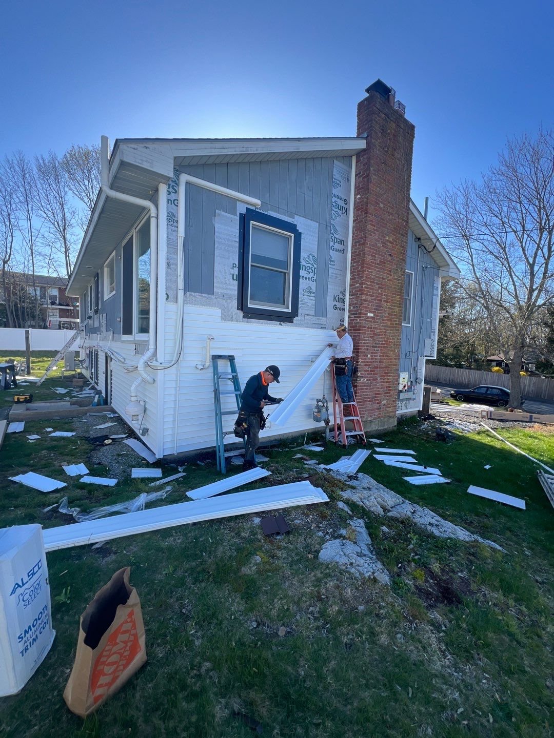 Vinyl siding project in Natick, MA by UBrothers Construction