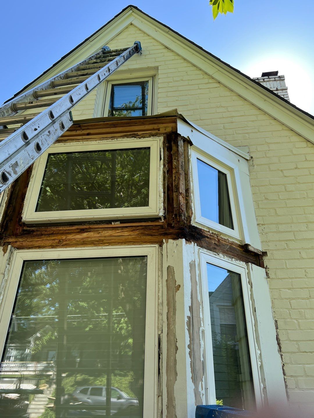 Arlington Hardie Installation - Arctic White by RM Banning, Inc.