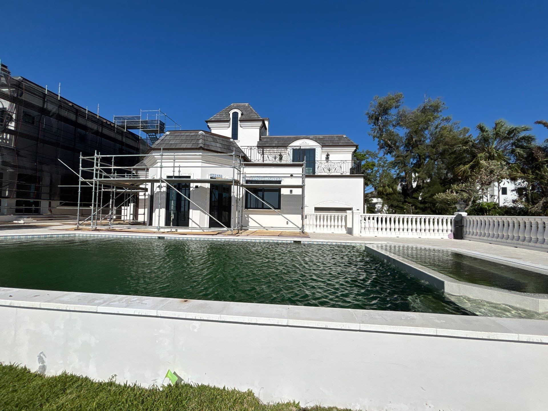 Gutter Installation using Half Round Seamless Gutters in Tampa FL by Gutter Professors