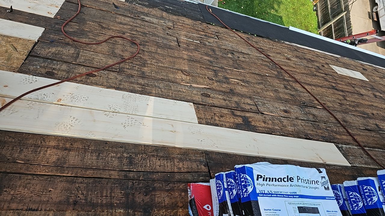 ATLAS PINNACLE COLOR: BLACK SHADOW by Eagle Eye Roofing