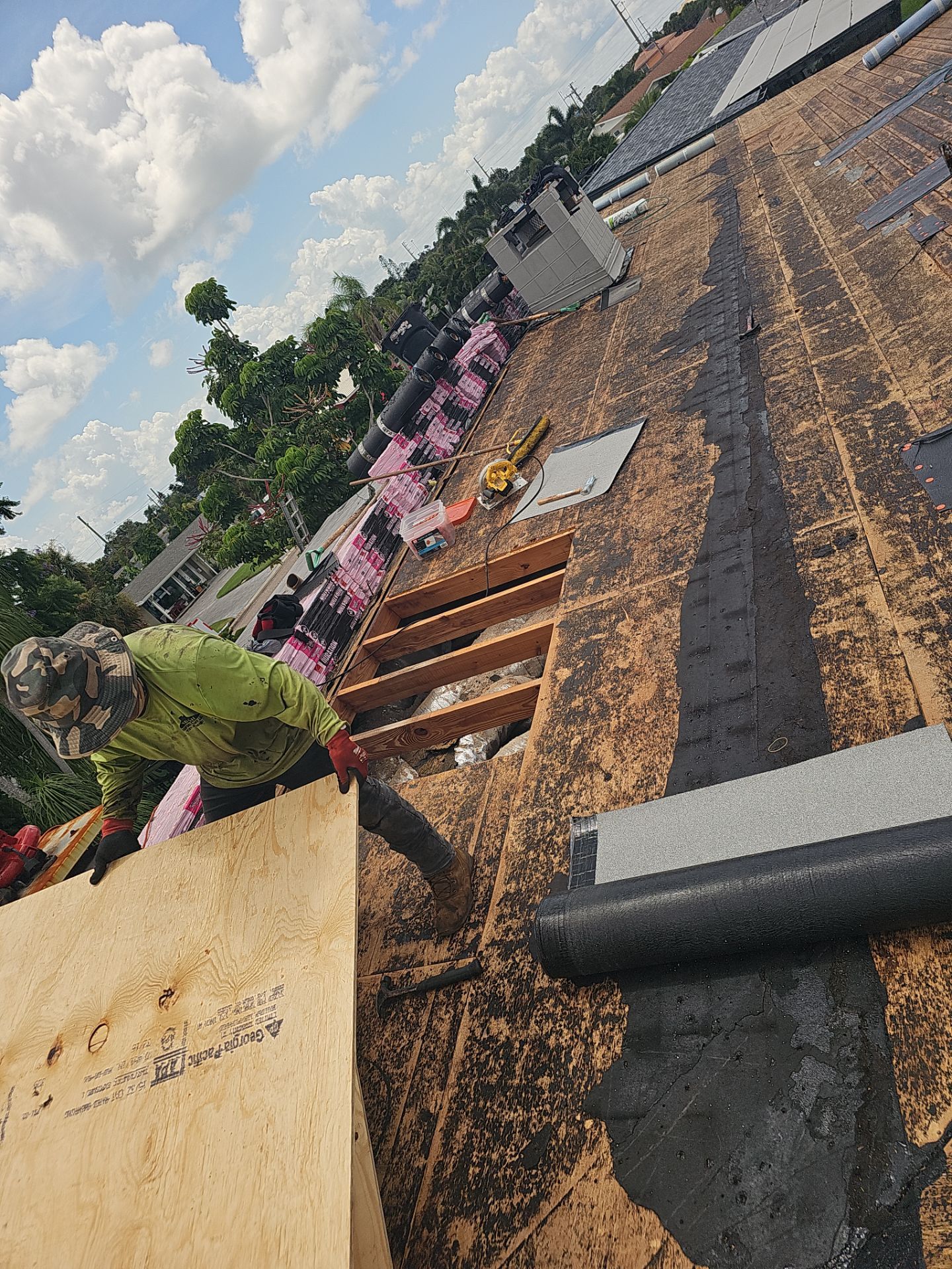 Project in St. Petersburg 33711 by Mitchell Roofing Company LLC 