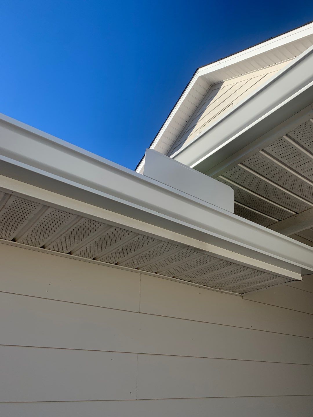Seamless Gutter Project in Milton FL by Gutter Professors