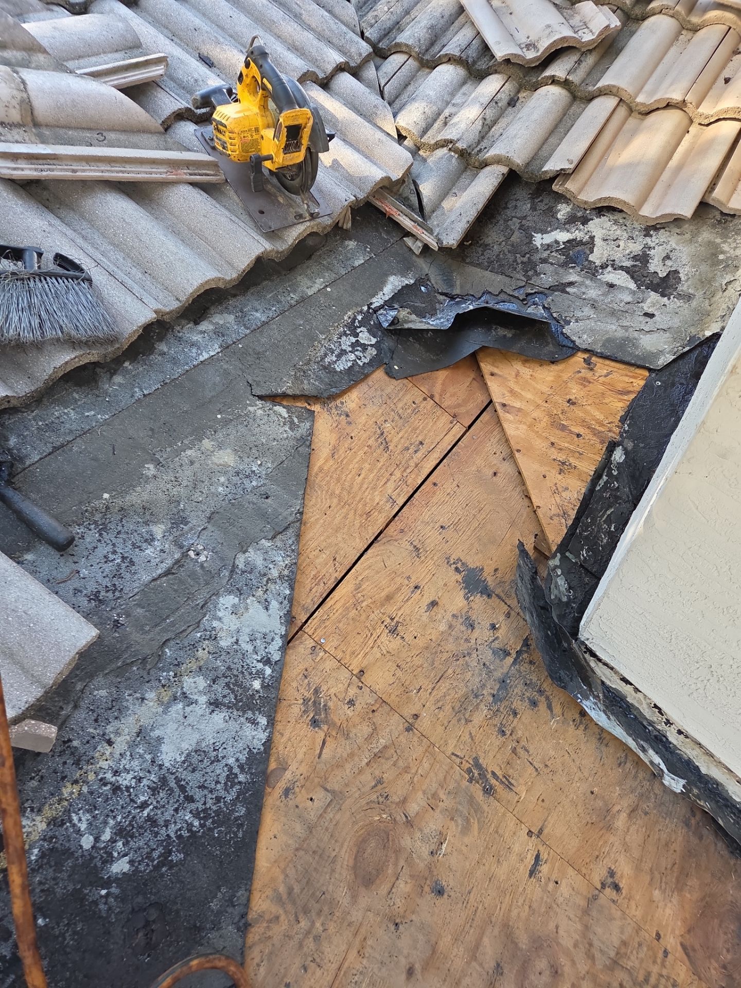 Concrete Tile Roof and Fascia Repair in Boynton Beach by Aastro Roofing