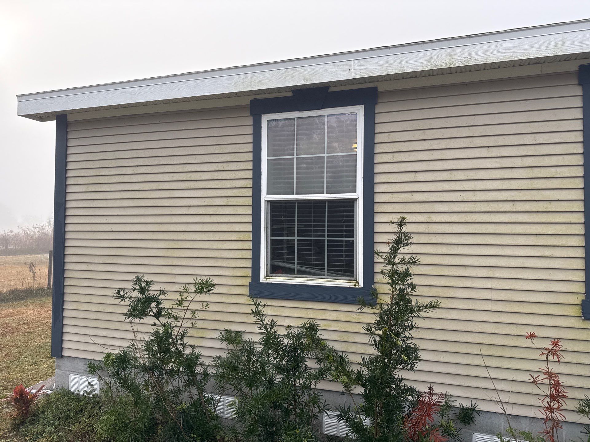 House Wash & Porch Cleaning in Homestead Property, Parrish, FL | Sunshine AquaWash by Sunshine AquaWash