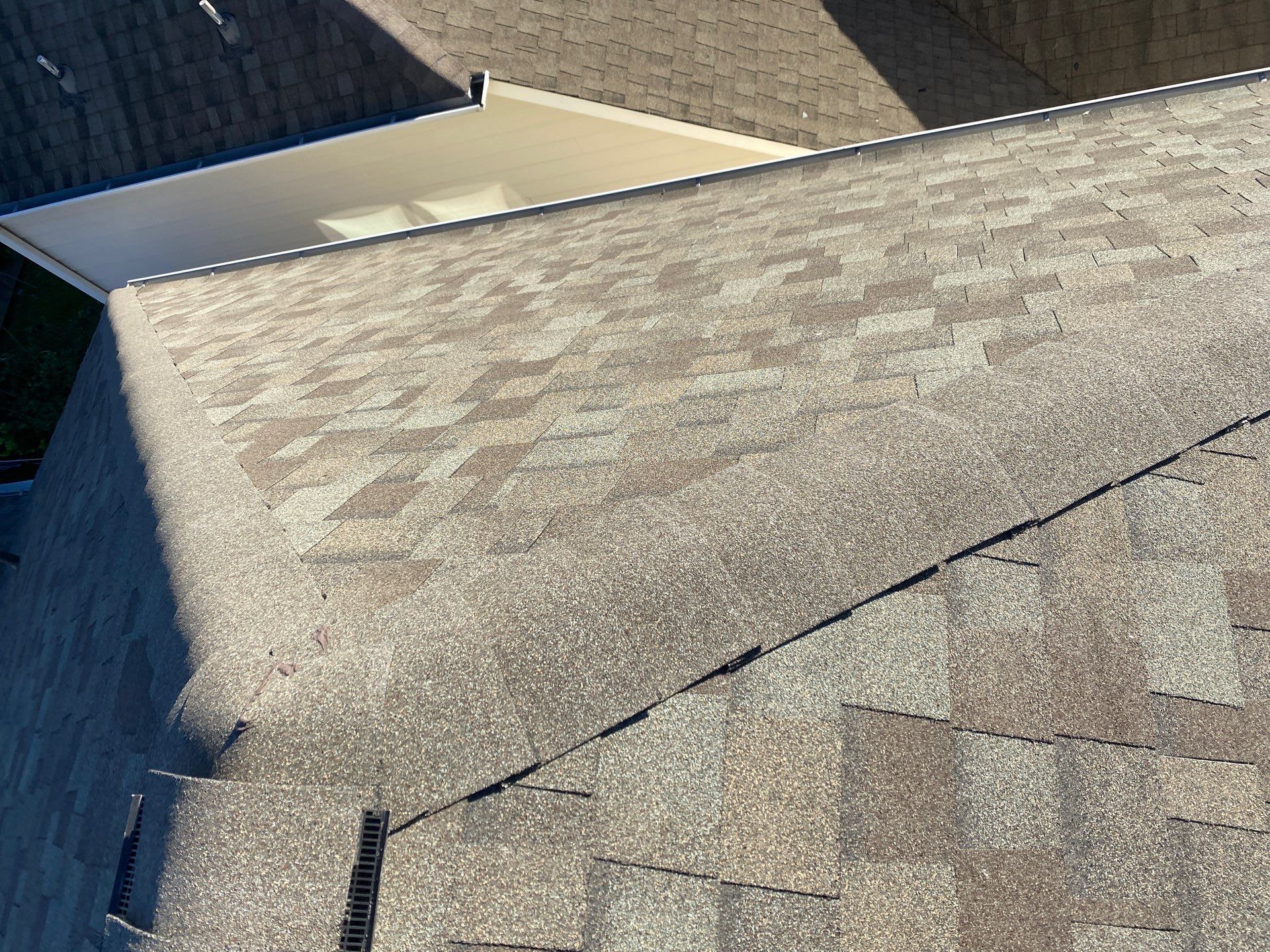 Residential Roofing Installation using Owen's Corning Duration (Lifetime) Shingles by Roof Repair Company