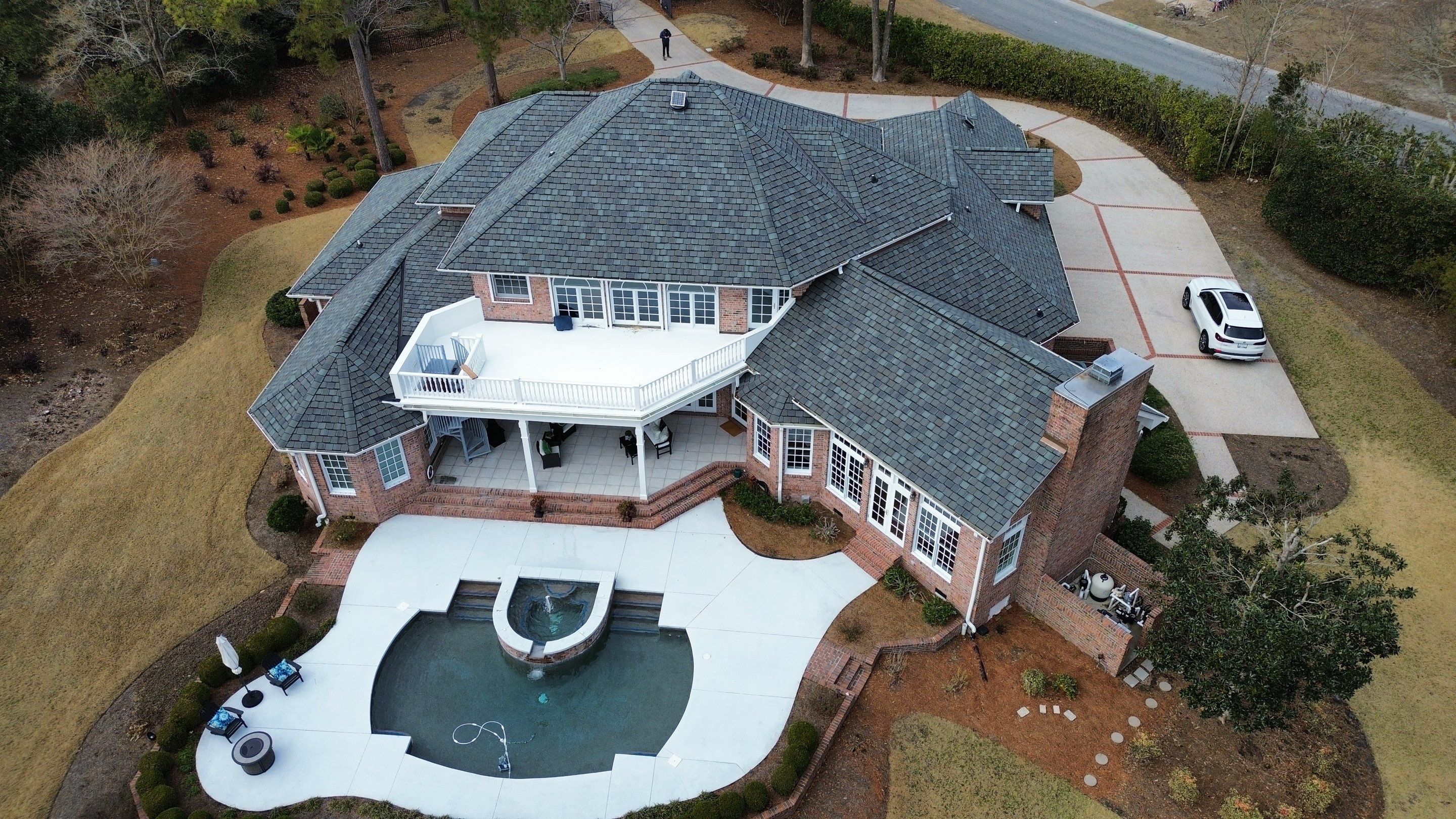 Summit Roofing Company featured photo.