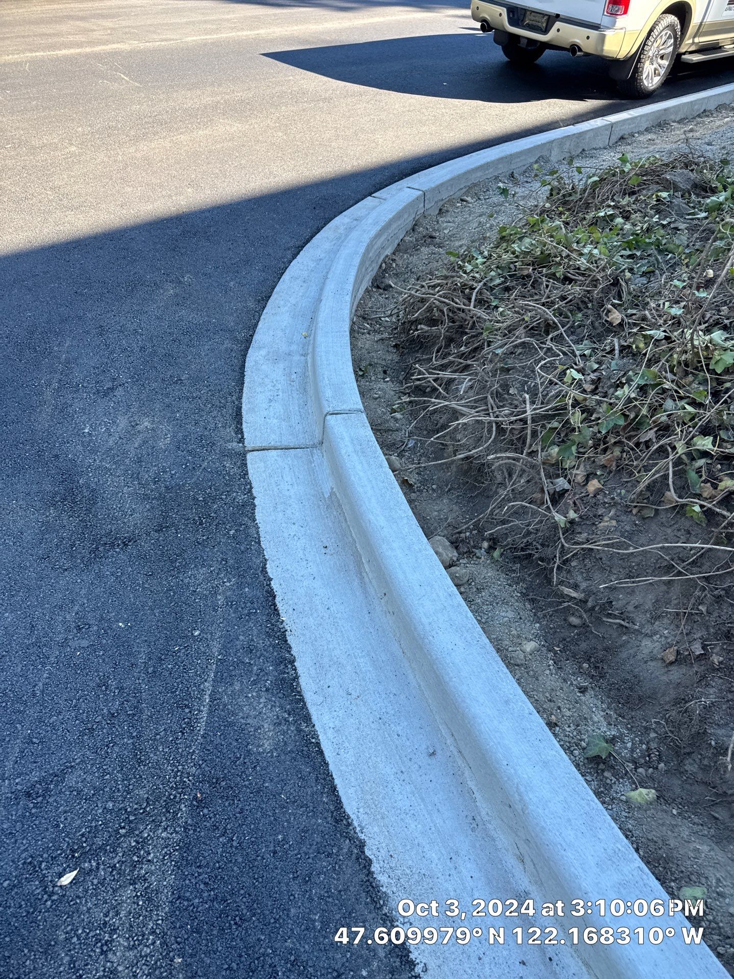 Concrete Curbing & Asphalt Patch Repair | Bellevue  by Jireh Asphalt & Concrete Inc 
