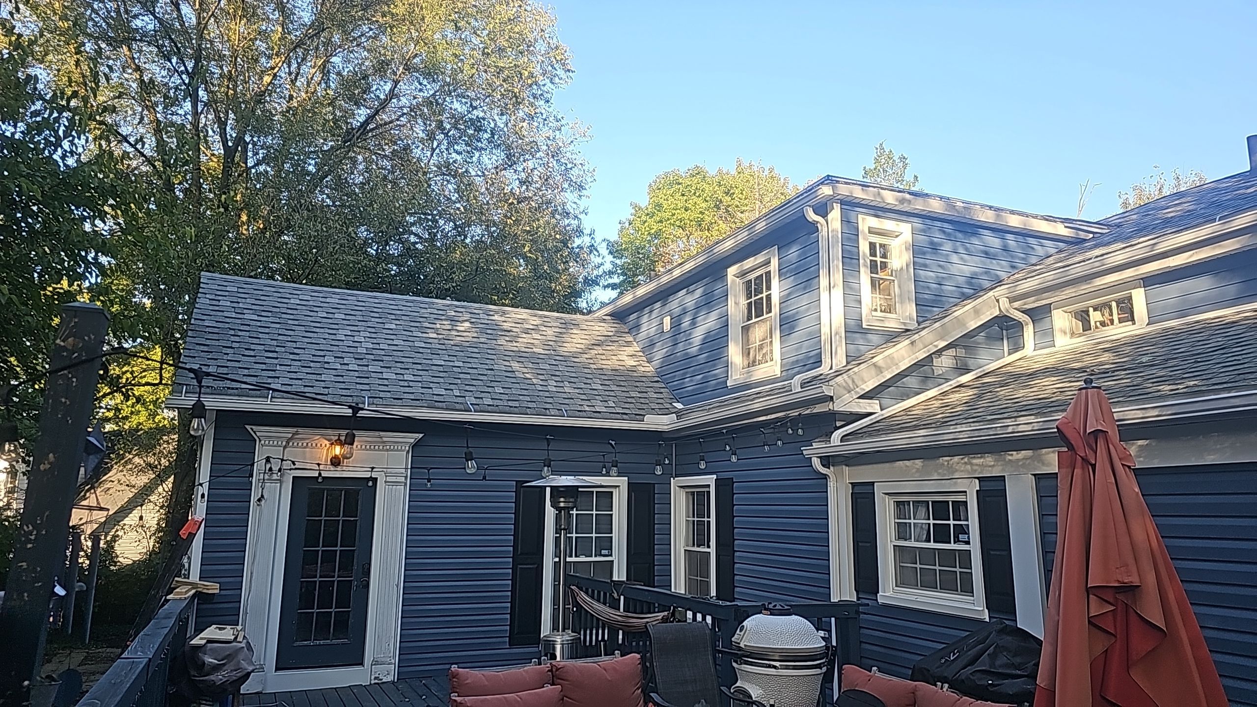 Norandex Cedar Knolls, Color: Jamestown Blue by Eagle Eye Roofing
