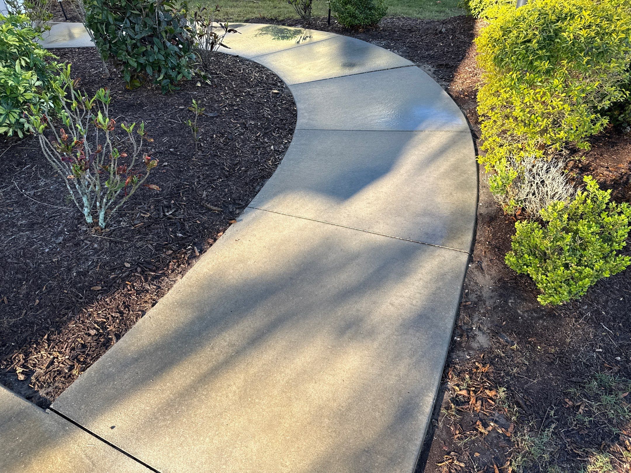 Driveway & Concrete Cleaning – River Sound Community, Bradenton, FL by Sunshine AquaWash