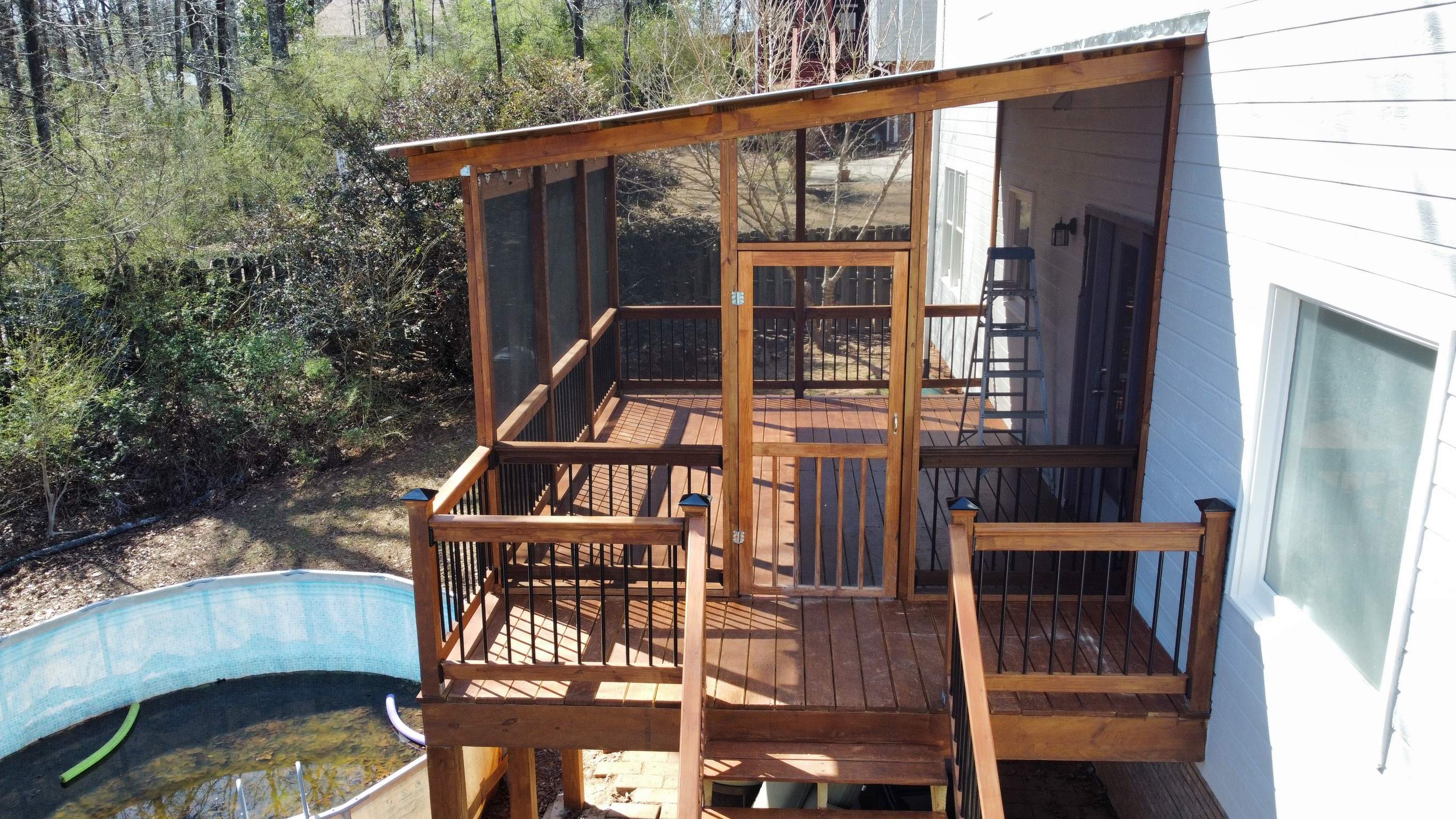 Balmoral Estates Screened Deck  by Pillar and Pine