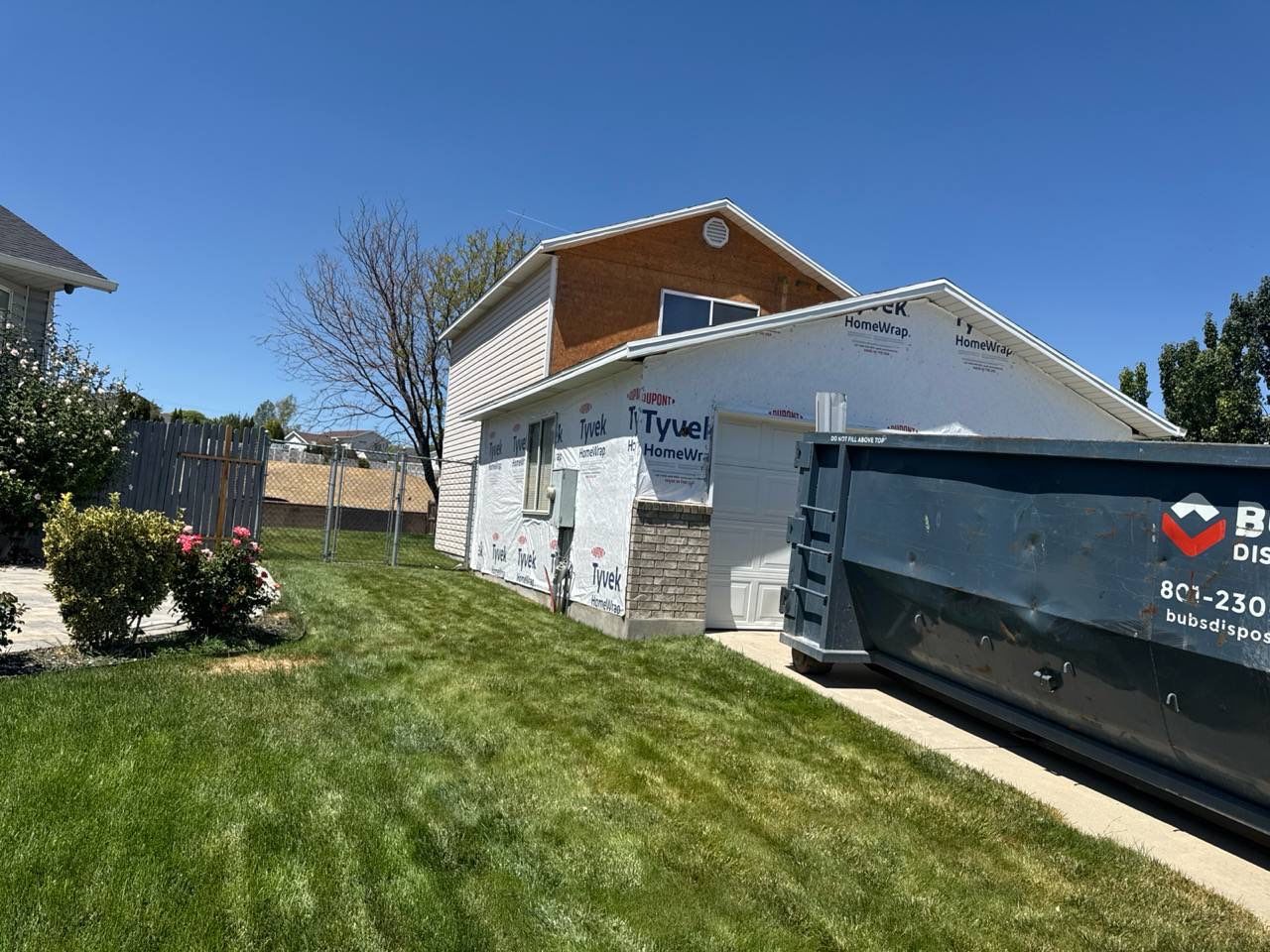 West Jordan | Mastic Vinyl Siding Update | Sandtone & White by Ideal Siding Utah