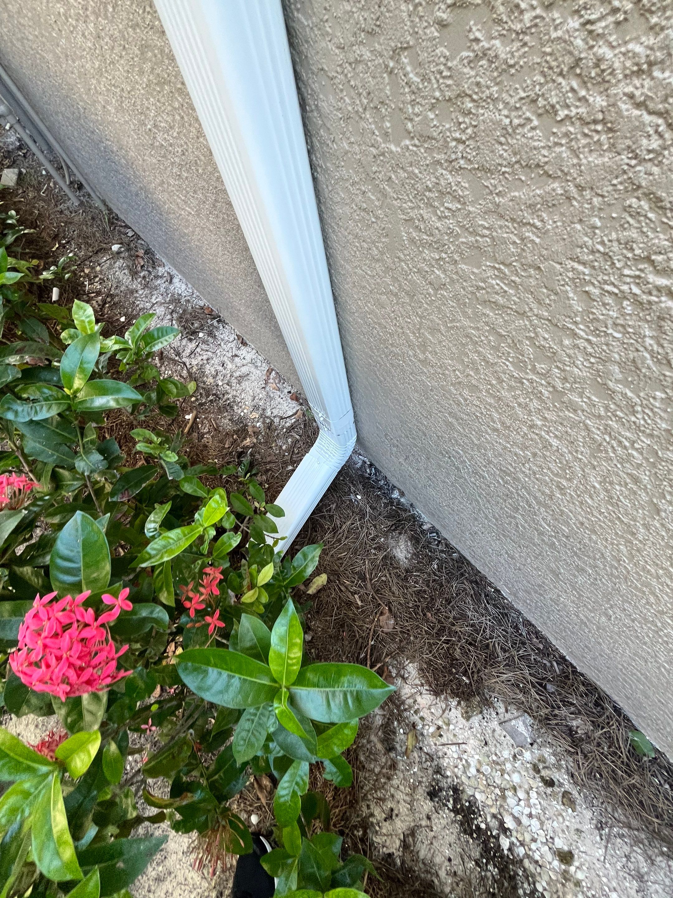 Bronze Downspouts & 7-Inch K-style Seamless Gutter Installation in Fort Myers FL by Gutter Professors