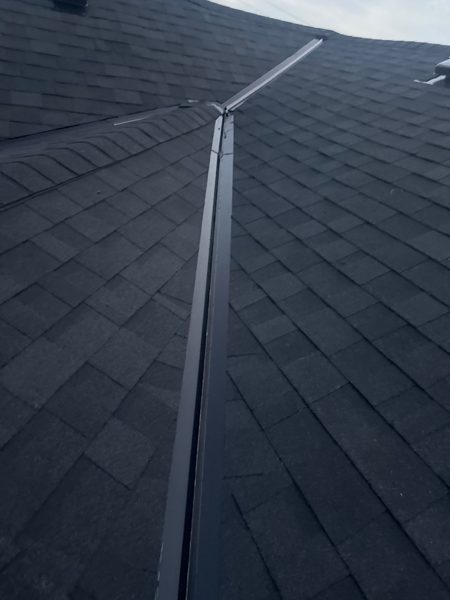 Residential Roof Repair – Roseburg, OR by BEST Roofing & Waterproofing