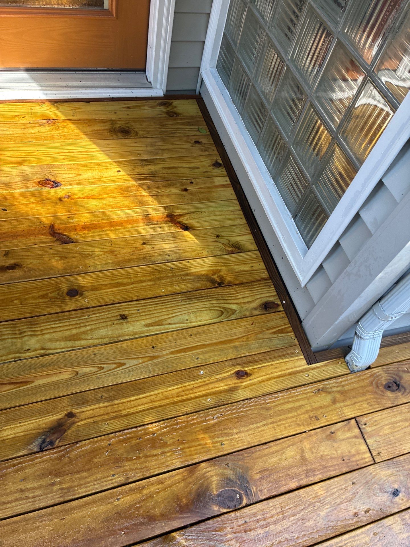 Deck using Wood Sealant by DuraSeal