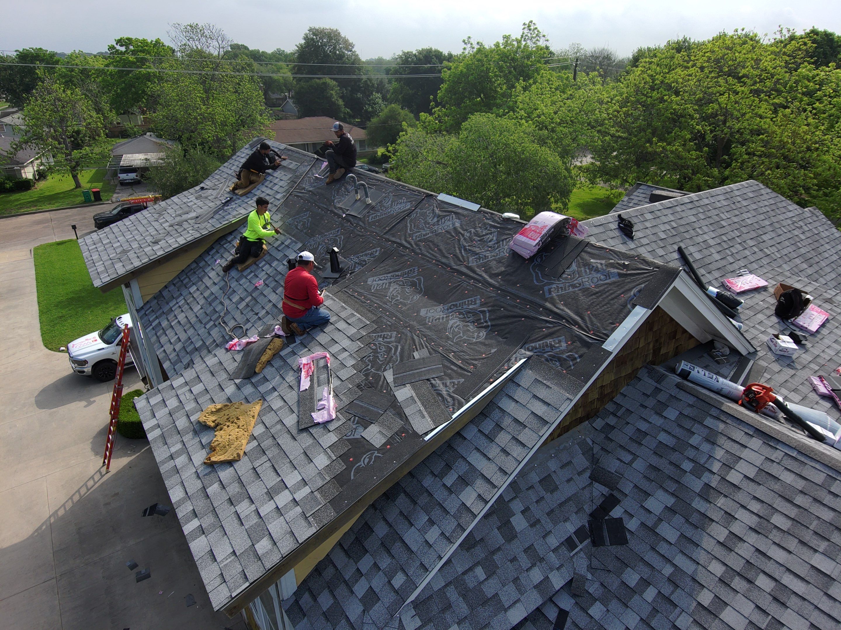 Residential Roofing Installation using Owen's Corning Duration (Lifetime) Shingles by Roof Repair Company