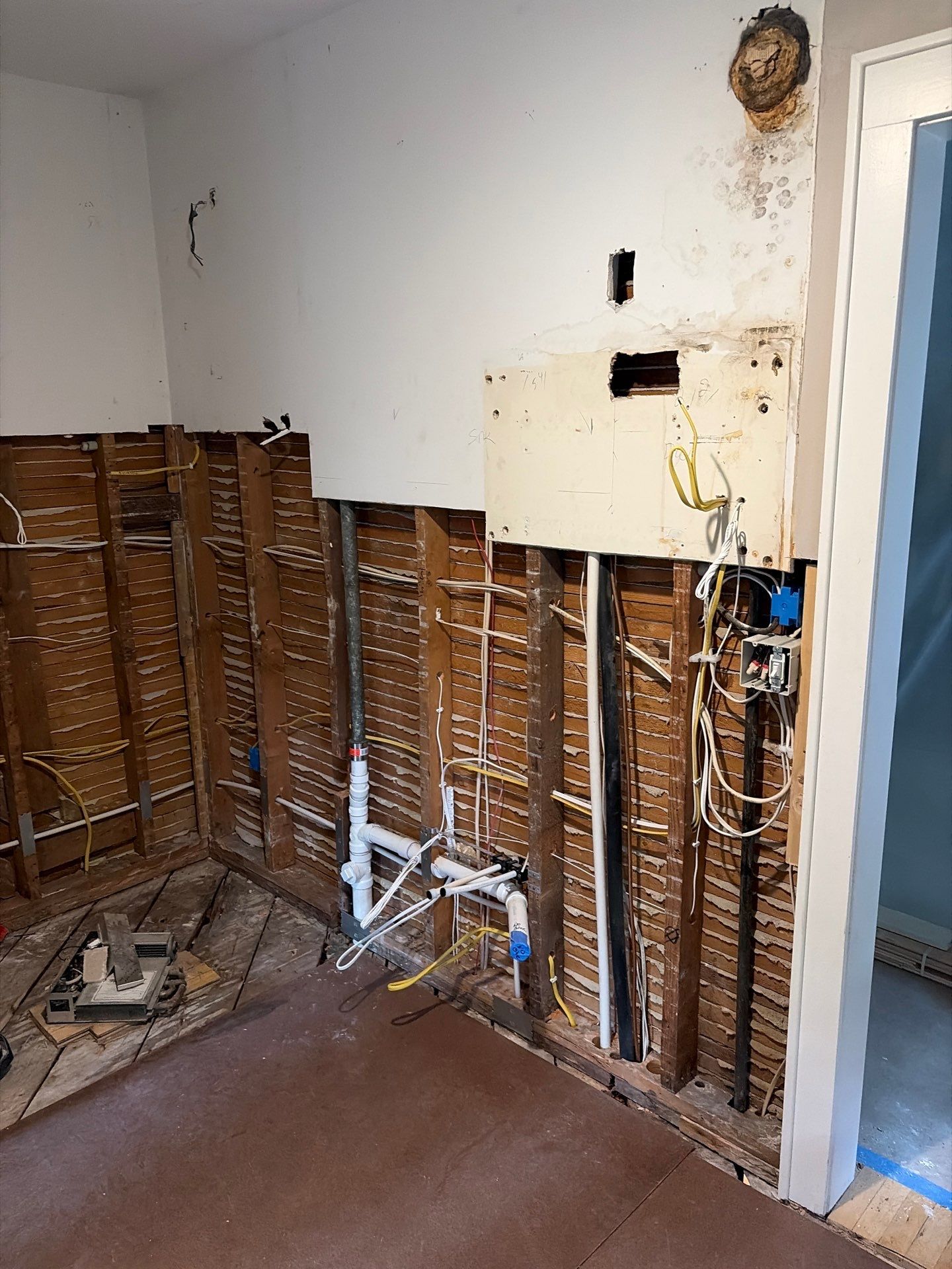 Residential Electrical Remodel and Lighting Upgrade in Minneapolis