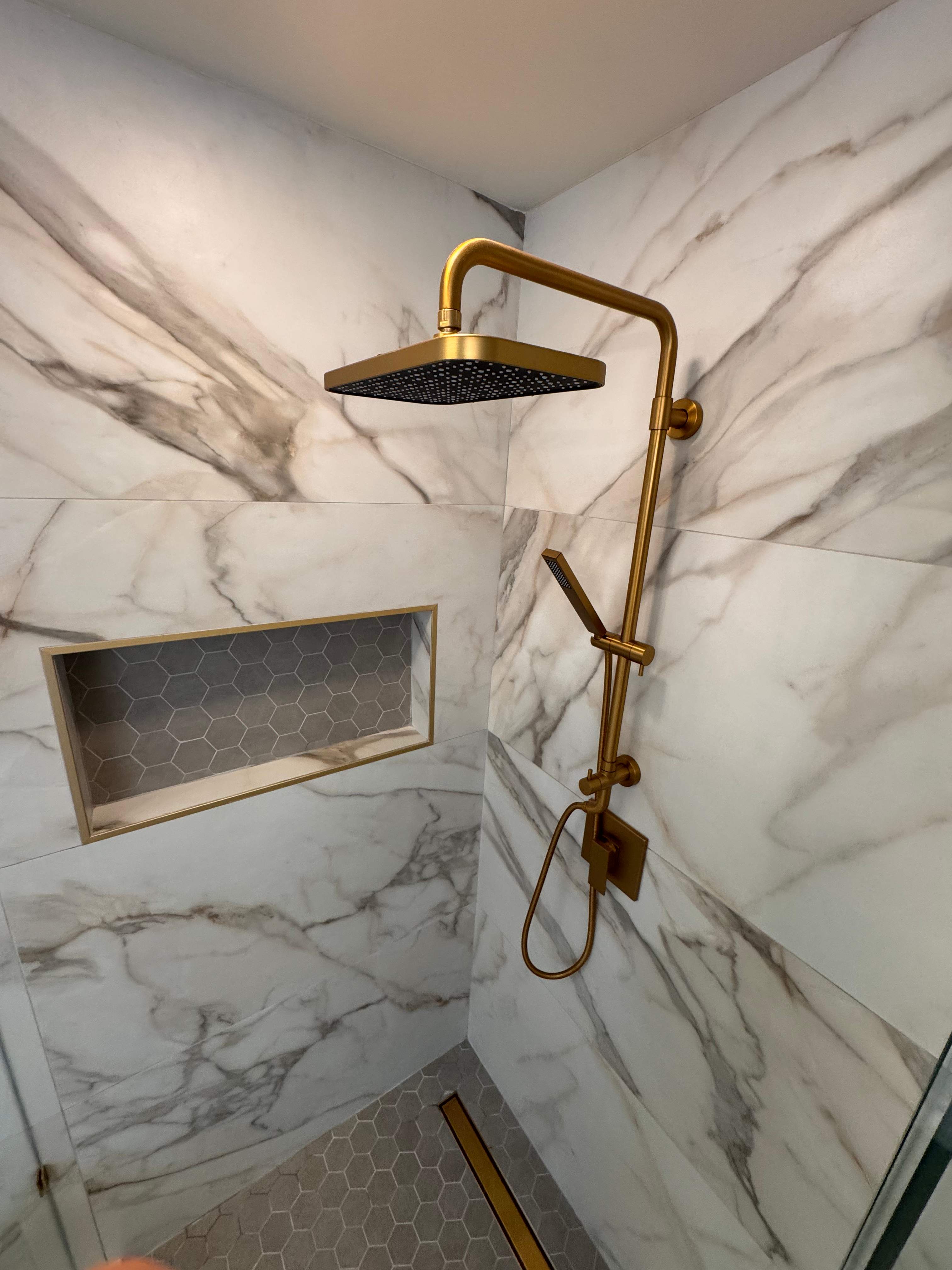 Master bathroom renovation by Prudencio