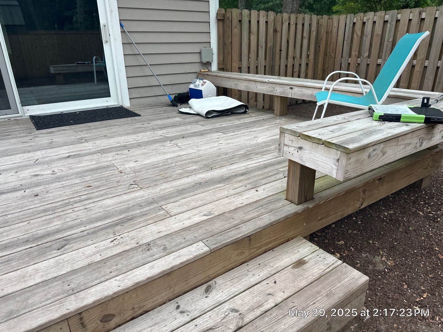 Wood Deck using Wood Sealant by DuraSeal