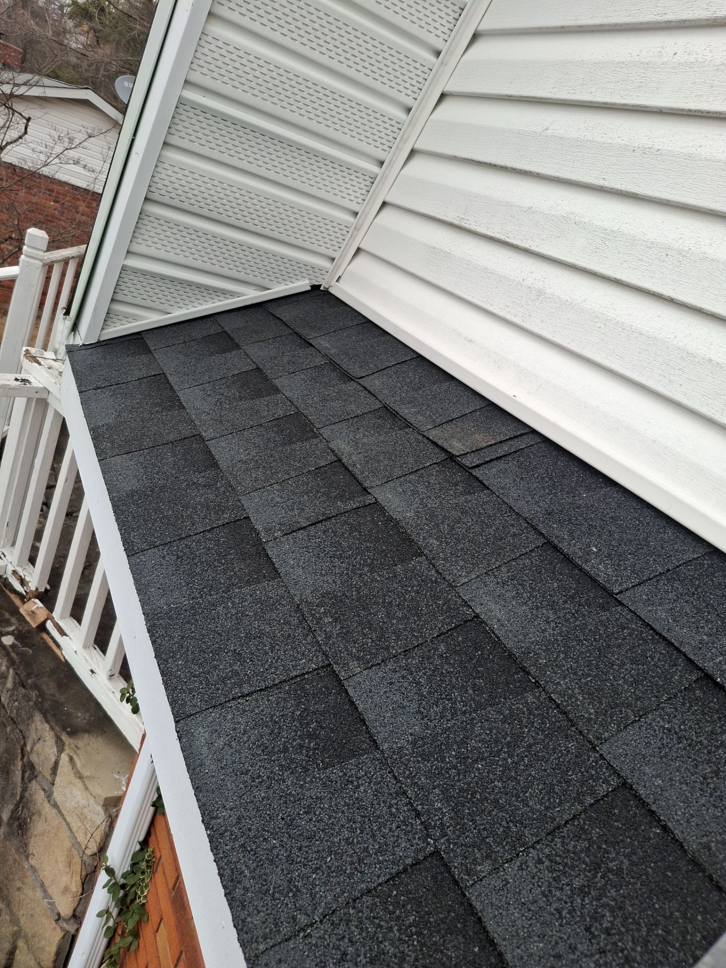 Residential Roofing Installation using GAF Timberline HDZ Charcoal by Rainstoppers Roofing