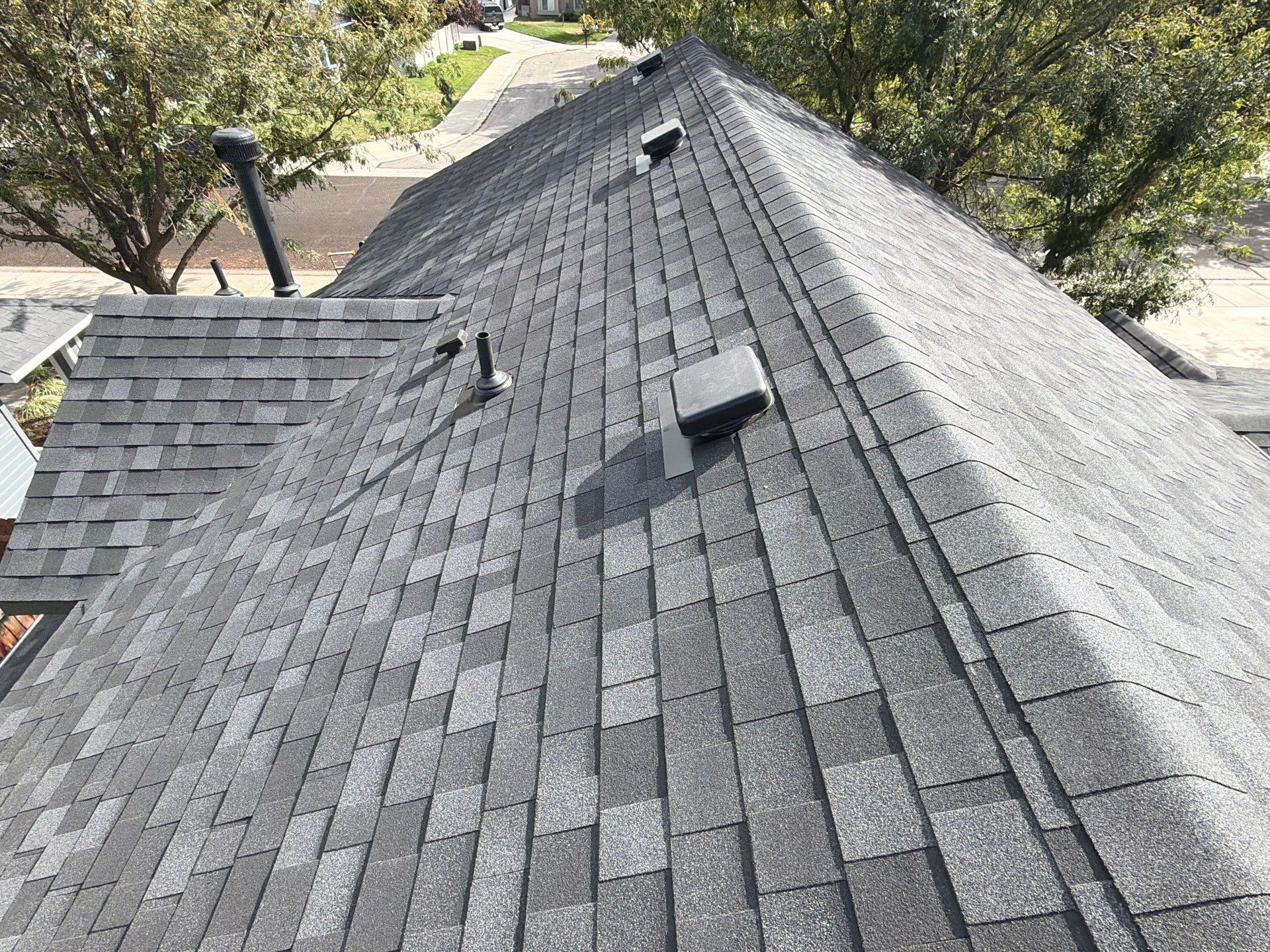 Comprehensive Residential Roof Replacement Featuring Architectural Shingles in Meridian by Olive Roofing
