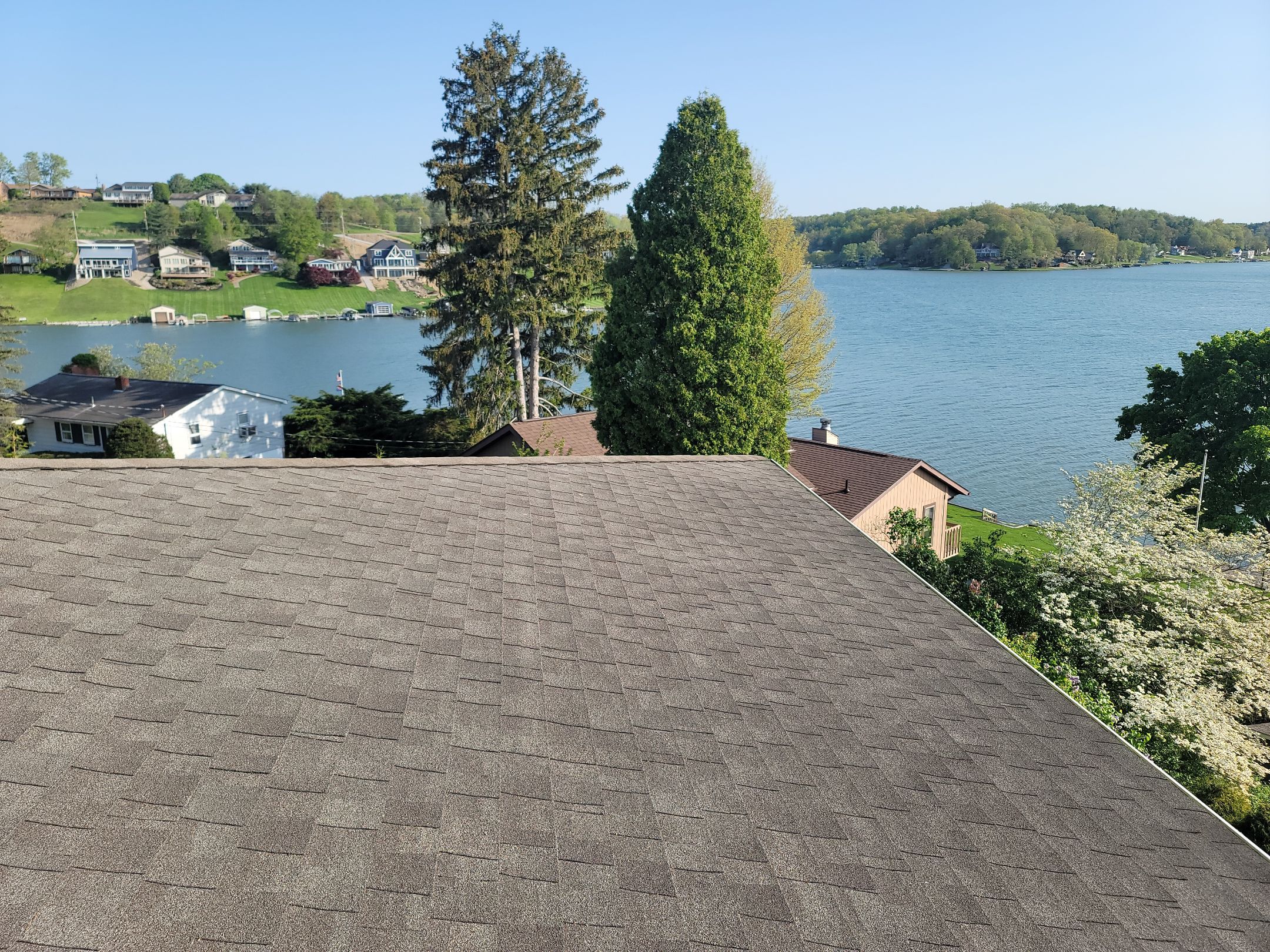 ATLAS PINNACLE HP W/SCOTCHGARD COLOR: WEATHERED WOOD by Eagle Eye Roofing