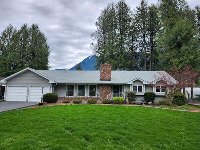 Residential Re-Roof using HDZ Birchwood