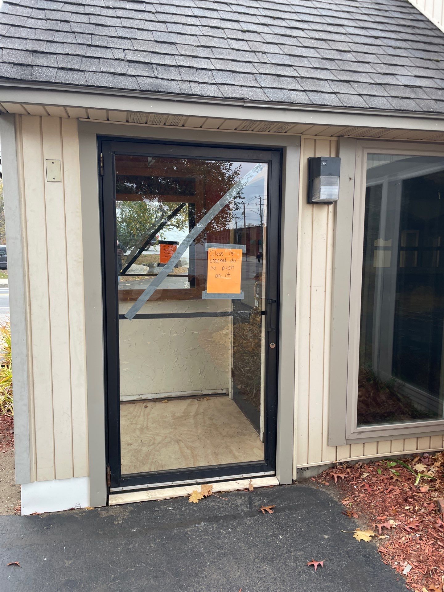 The Pub Restaurant - Commercial Door by Cheshire Glass Company