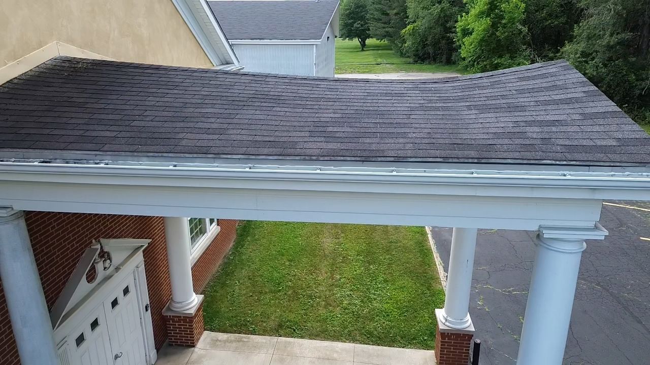 ATLAS PINNACLE COLOR: BLACK PRISTINE by Eagle Eye Roofing