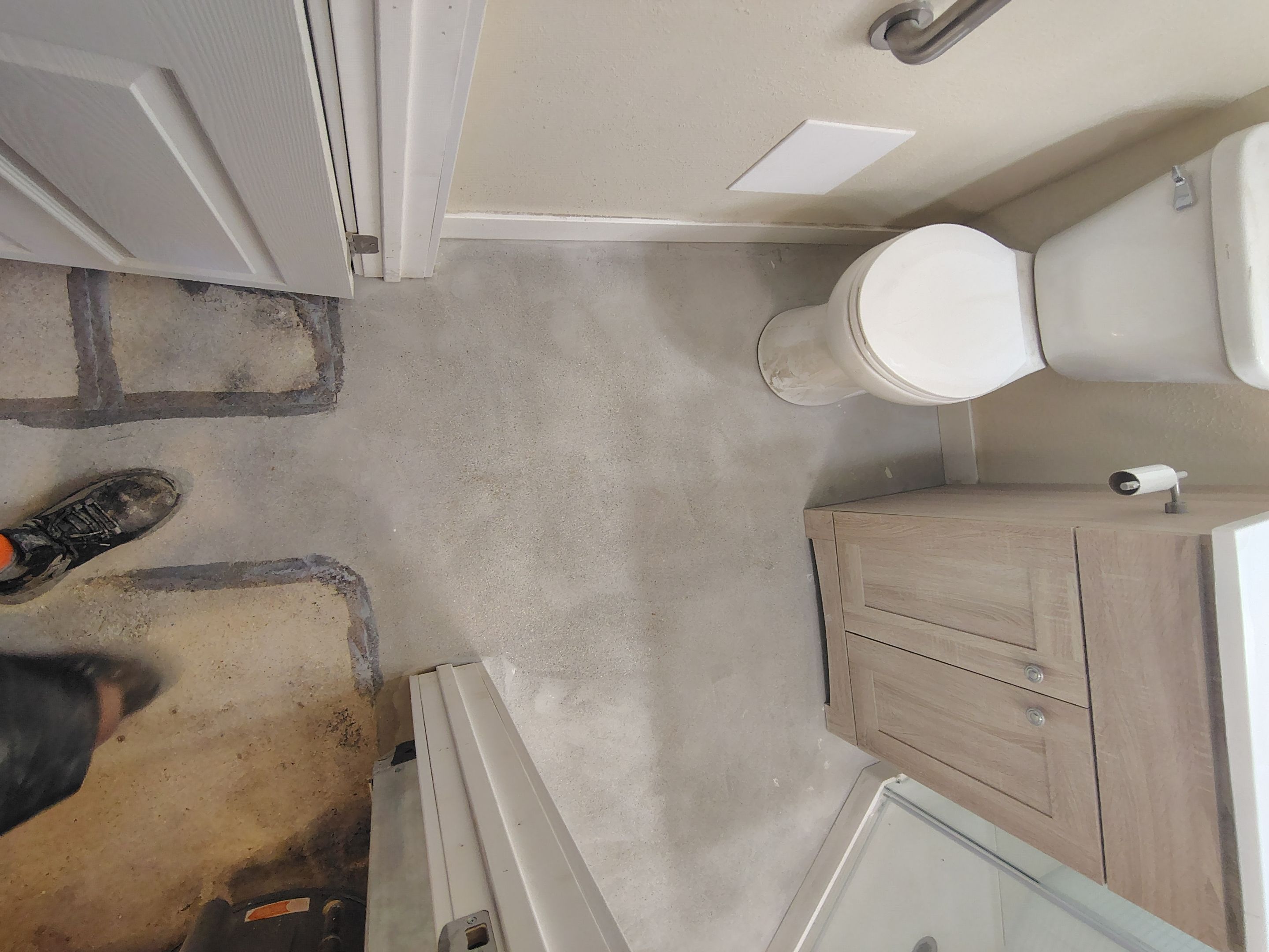 Comprehensive Basement Concrete Floor Coating and Crack Repair in Sioux Falls by Select Painting, Coatings & Garage Cabinets