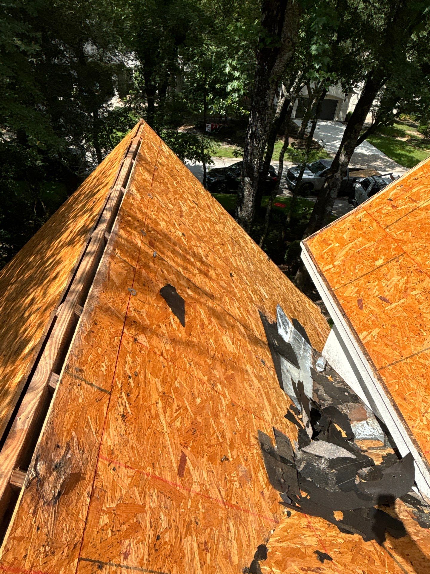 Residential Roofing Installation using Owen's Corning Duration (Lifetime) Shingles by Roof Repair Company