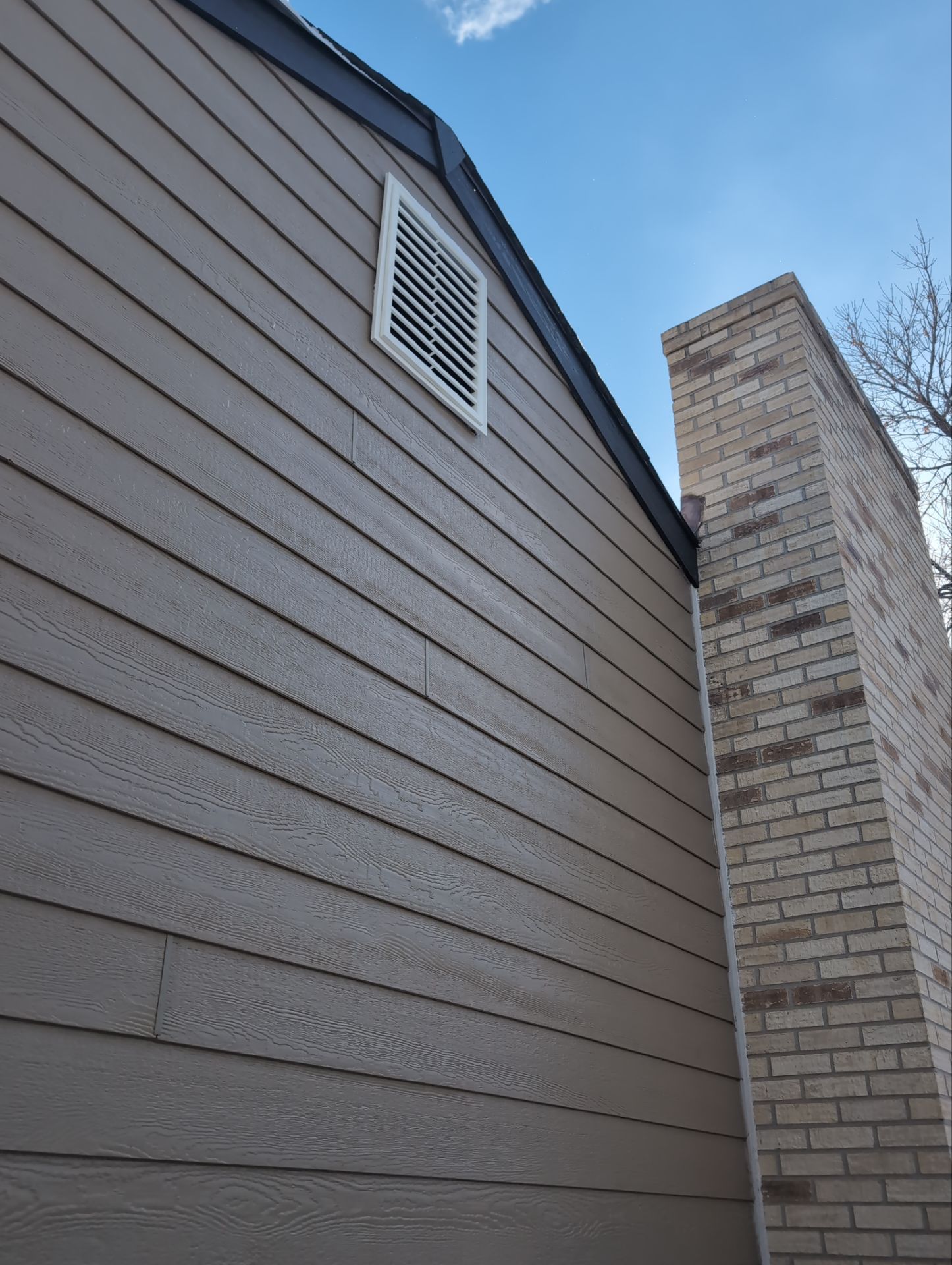 Siding Installation using LP Smartside Diamond Kote by United Windows and Siding LLC