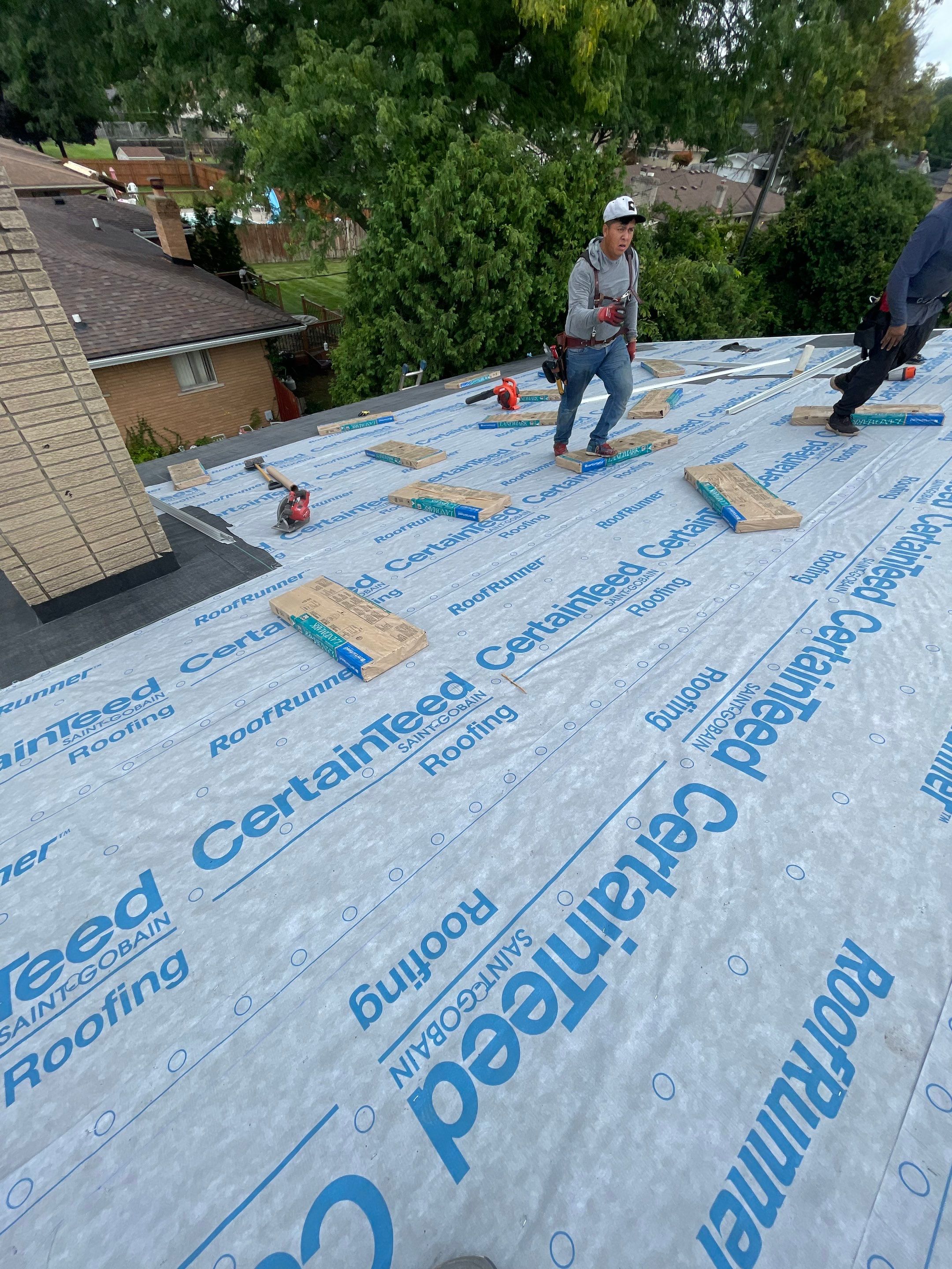 Roof Replacement using CertainTeed Landmark by 180 Contractors
