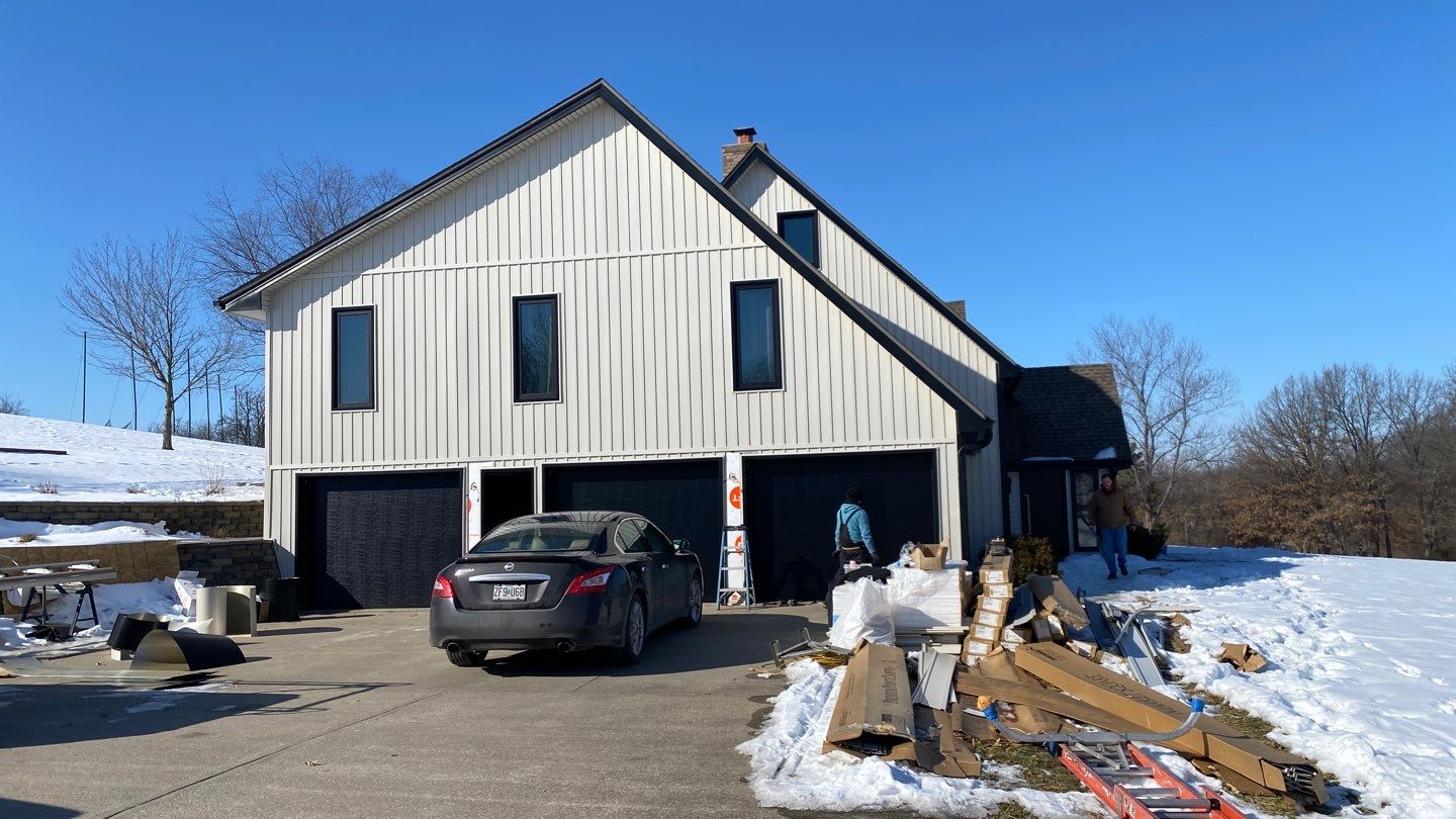 Craneboard Siding and Cedar Renditions Installation in Liberty Mo by EEC Windows, Siding & Roofing