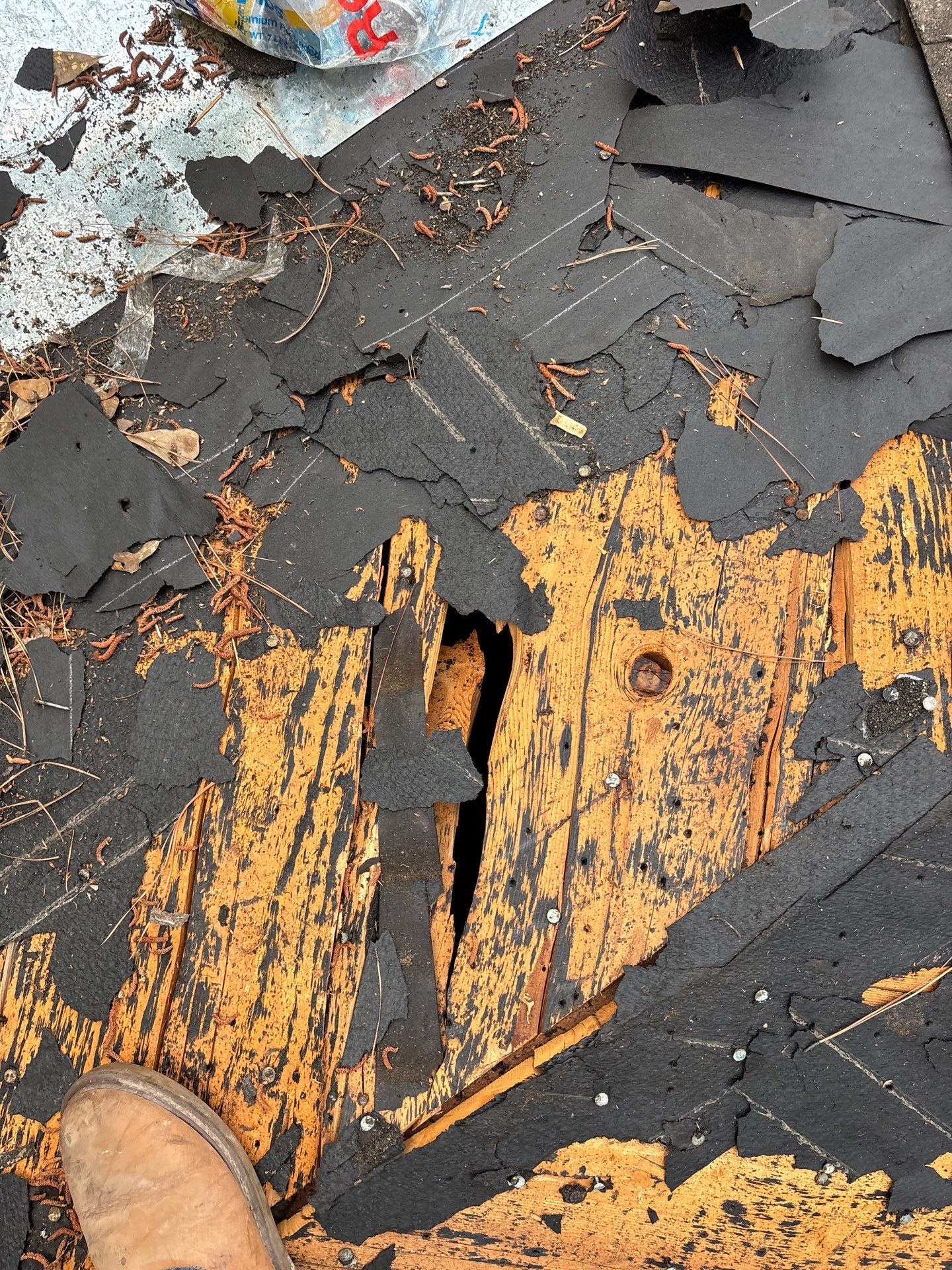 Roof Replacement Houston by Roof Repair Company