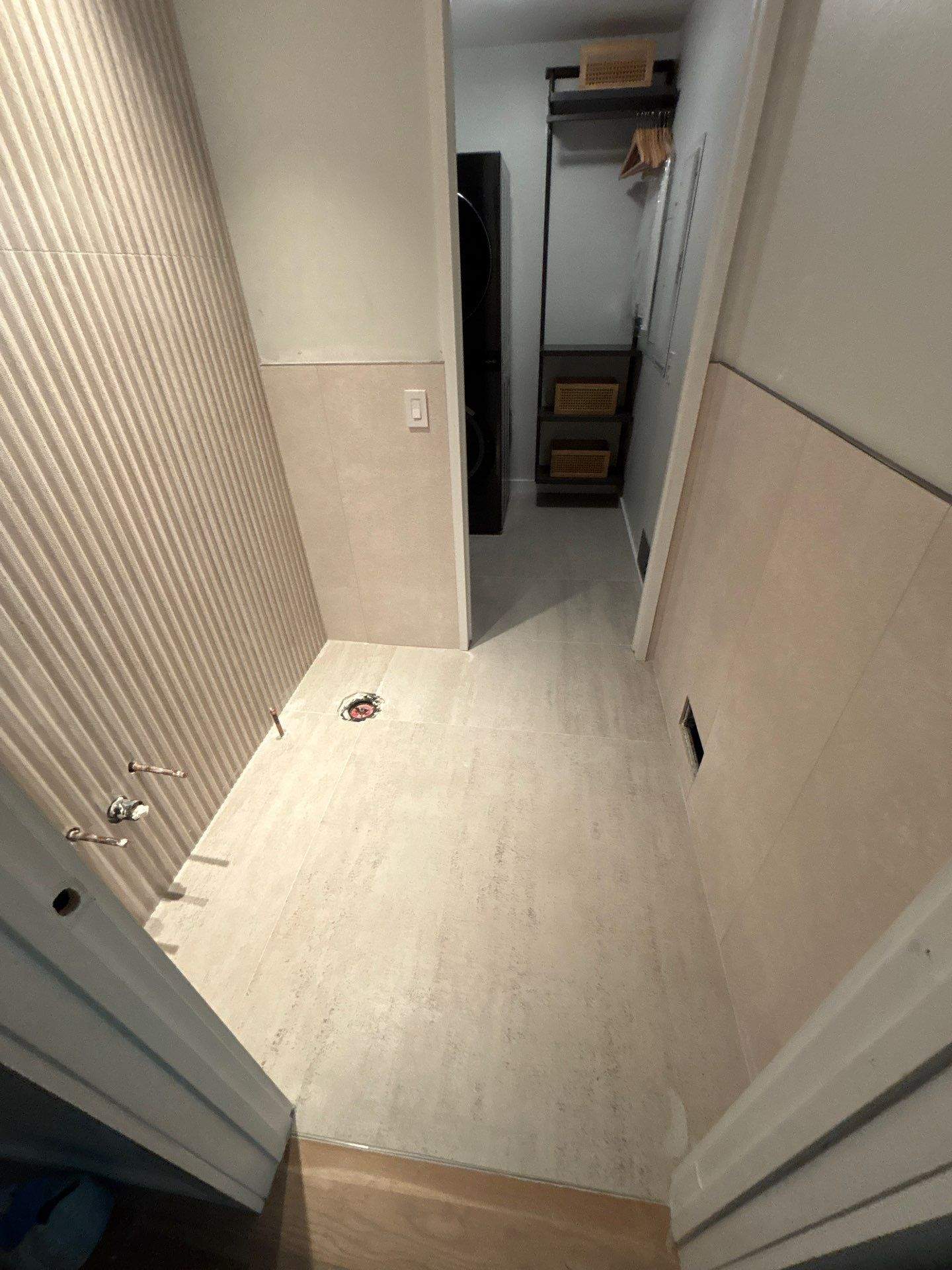Two bathrooms renovation by Prudencio