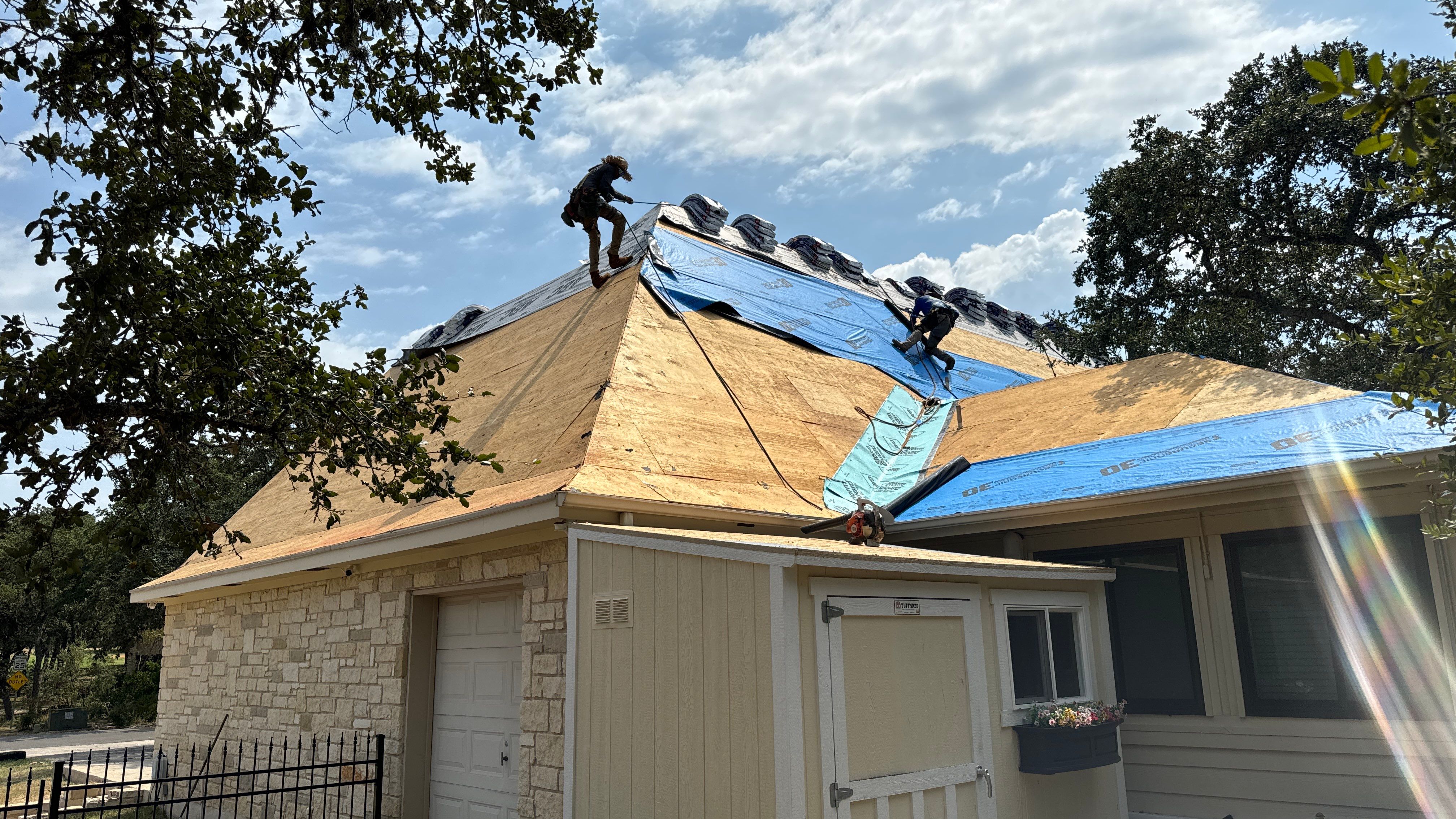GAF HDZ - Charcoal by Elite Roofing LLC
