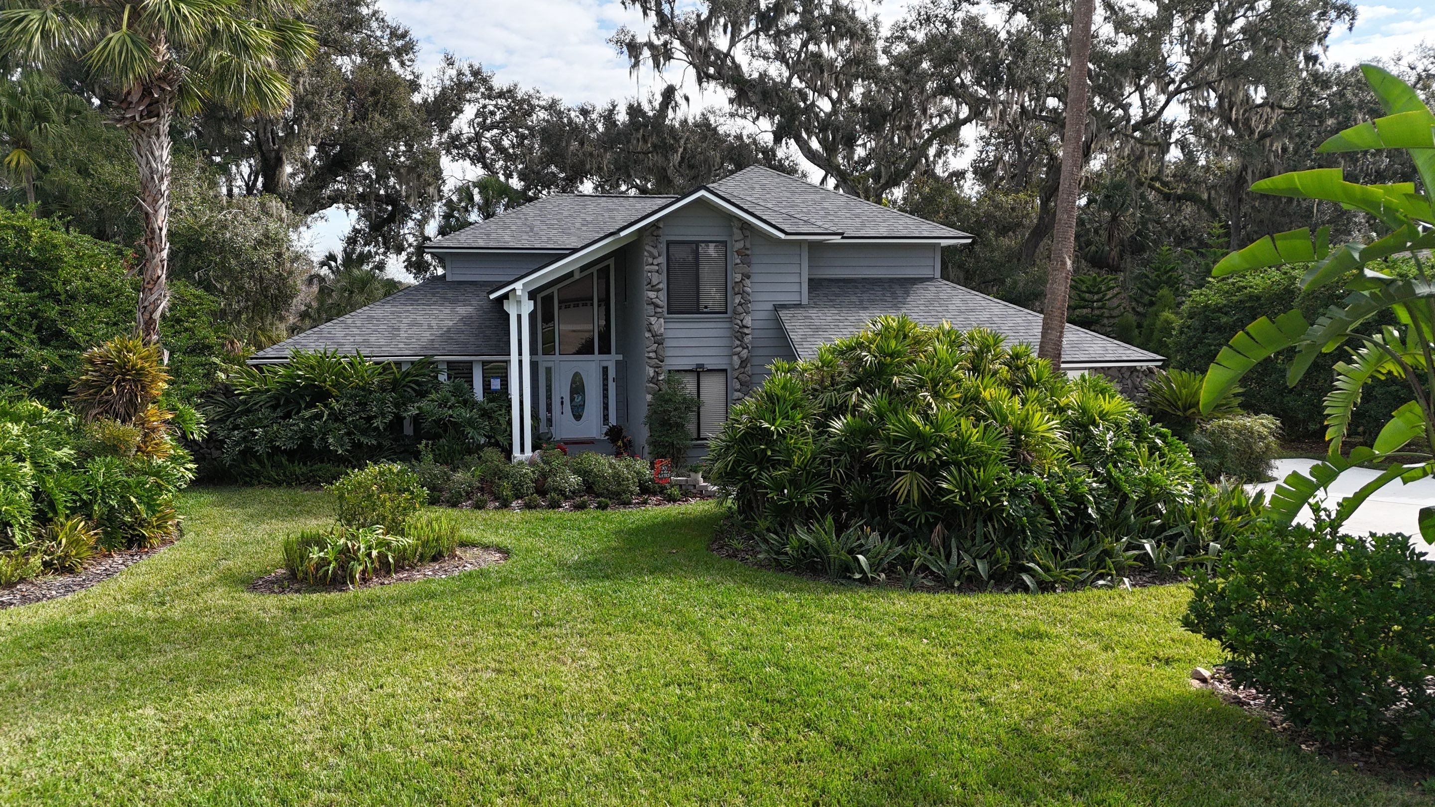 Roof Replacement in Valrico, FL by Shingle Masters Roofing