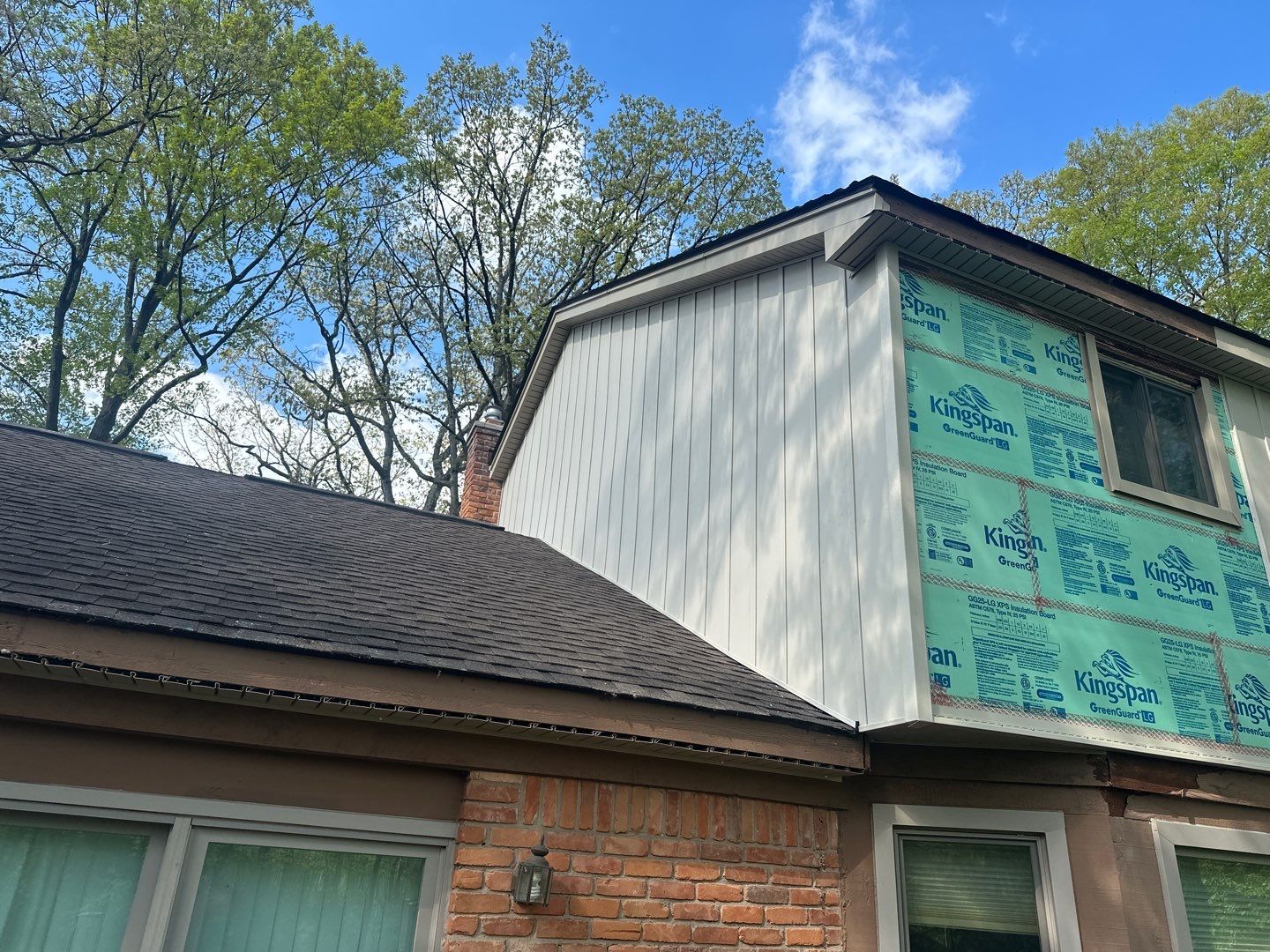 Siding Installation using Alside Monterey Sand by 180 Contractors