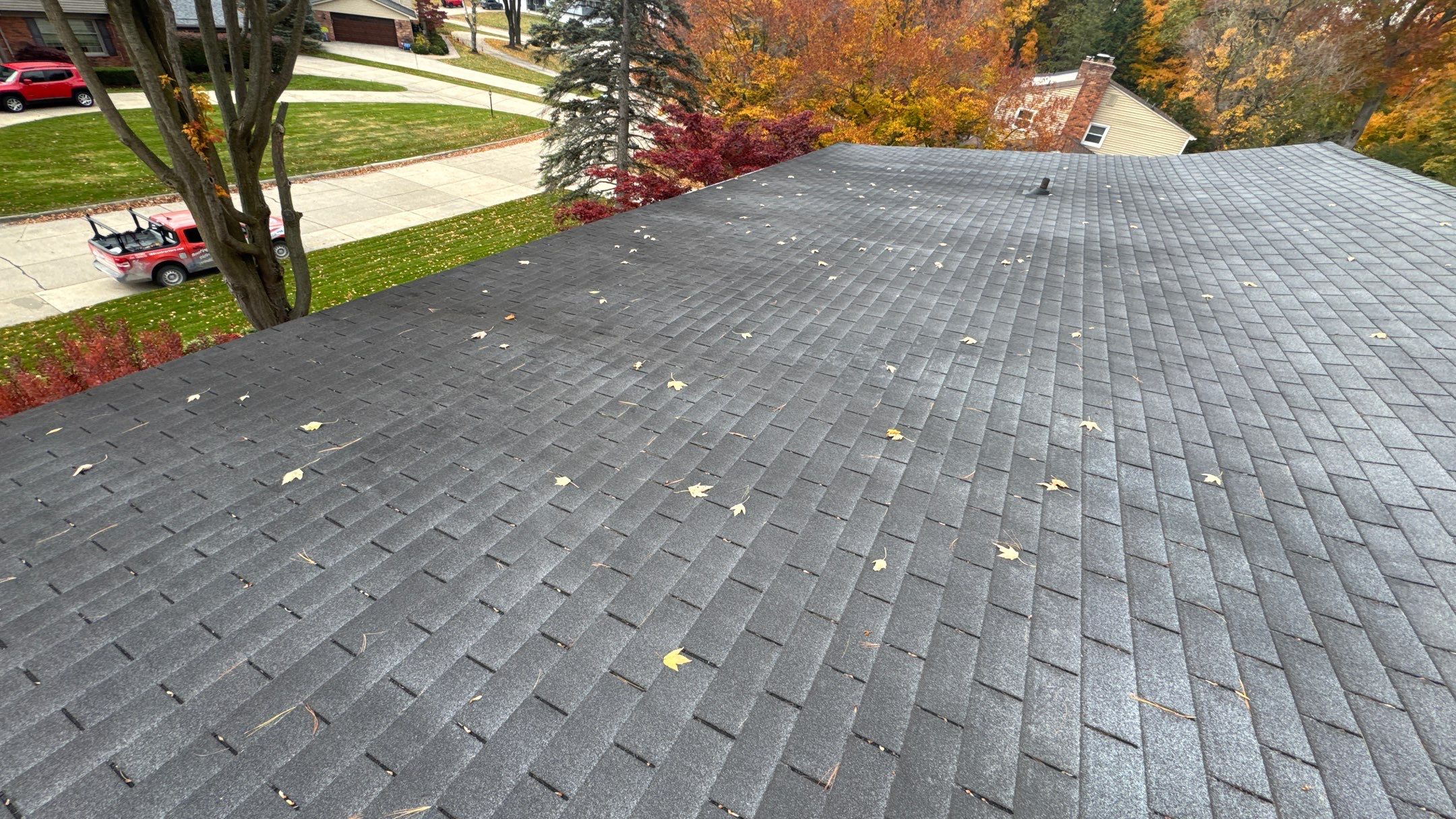 Roof Replacement using Owens Corning Onyx Black by 180 Contractors