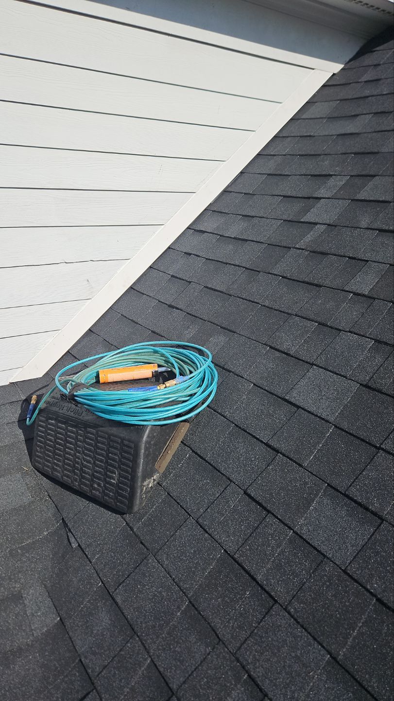 Residential Roofing Installation using Owens Corning® Oakridge Onyx Black by Indigo State Roofing