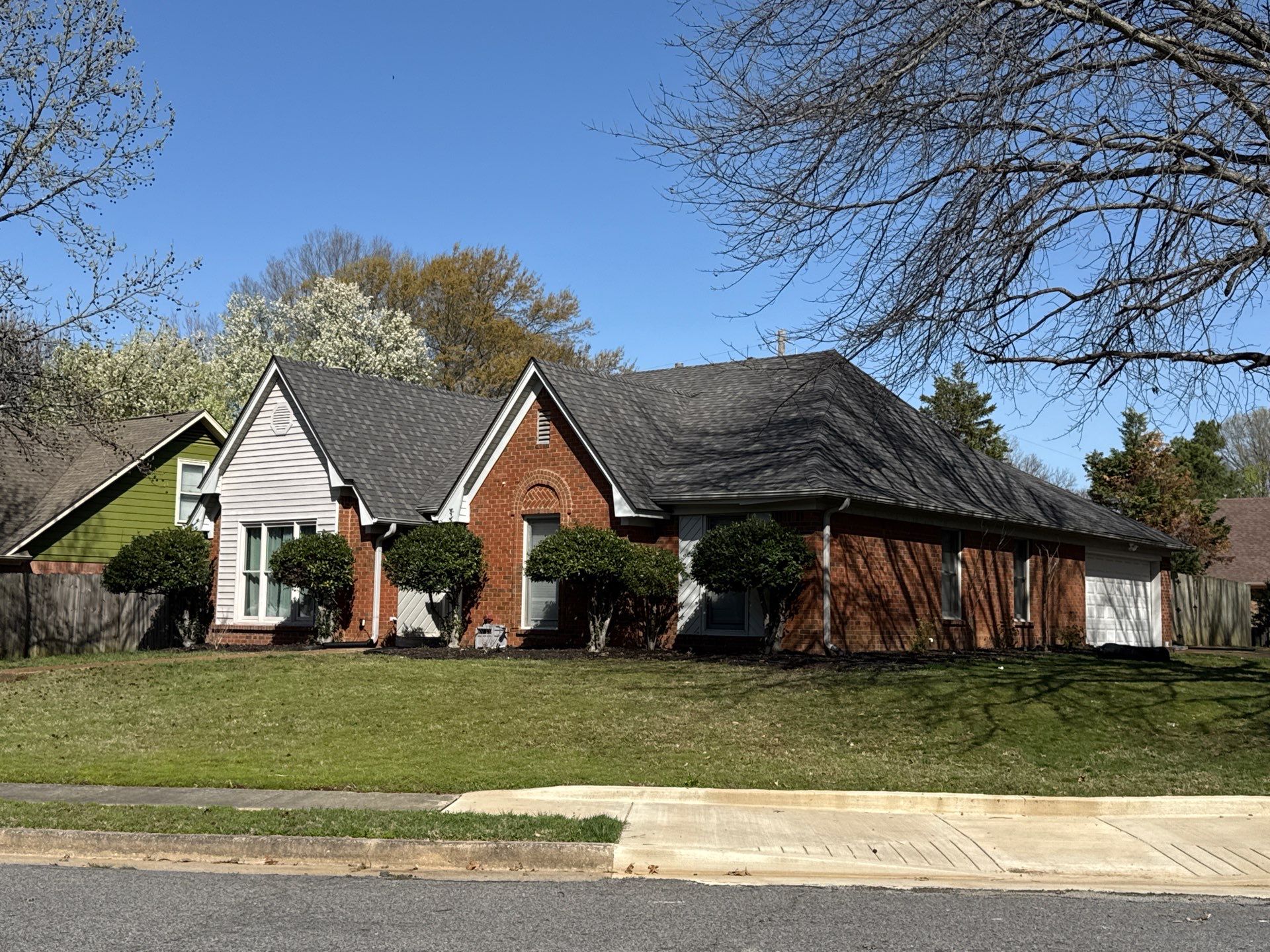 CertainTeed Landmark Driftwood Roof – Cordova, TN by Cool Roofs