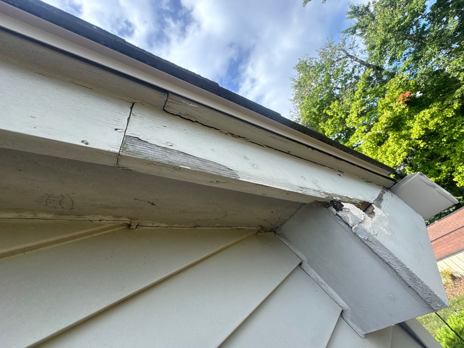 Roof Replacement using Malarkey Legacy Natural Wood by 180 Contractors