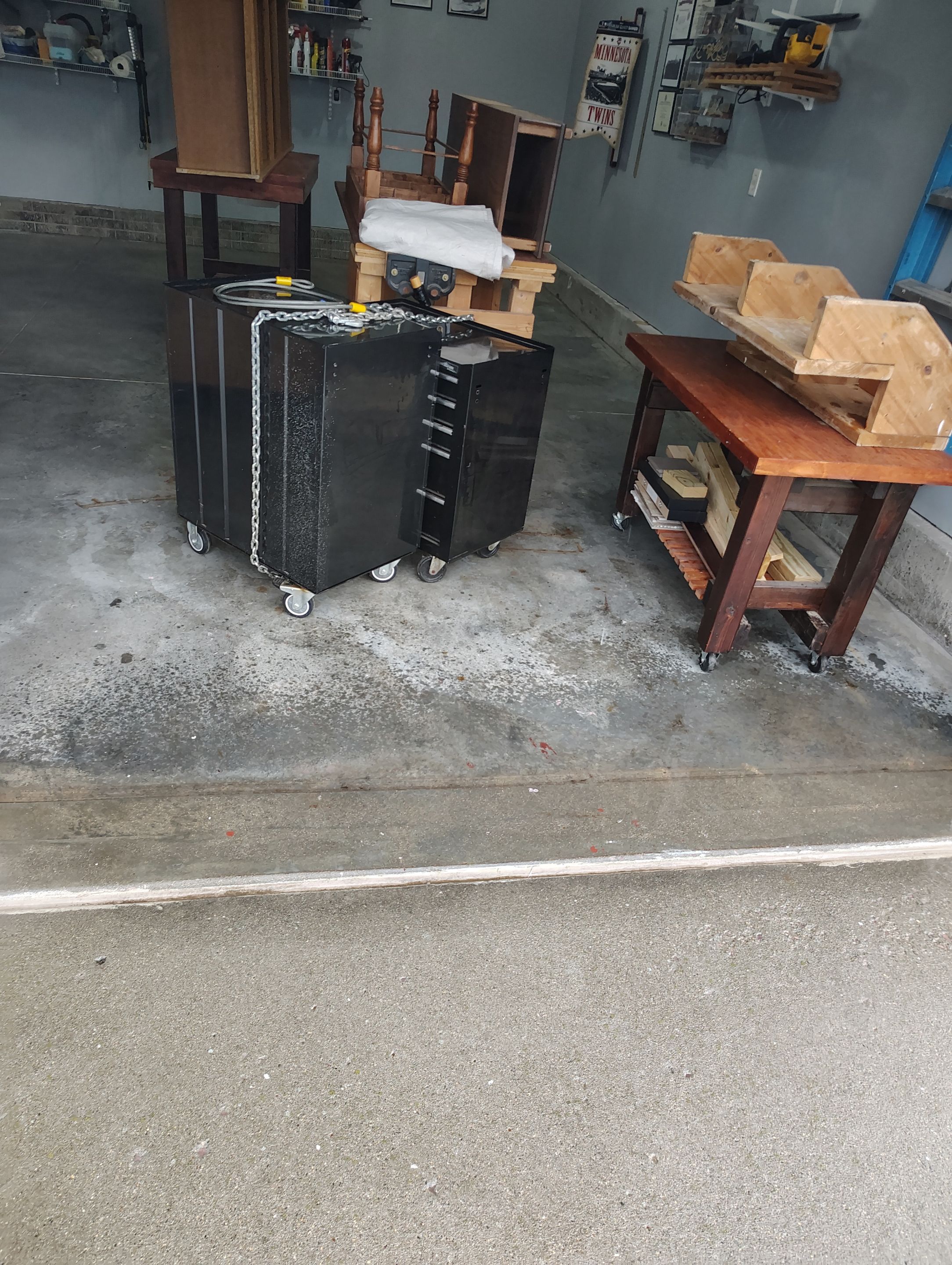 High-Gloss Epoxy Garage Floor Coating in Sioux Falls by Select Painting, Coatings & Garage Cabinets